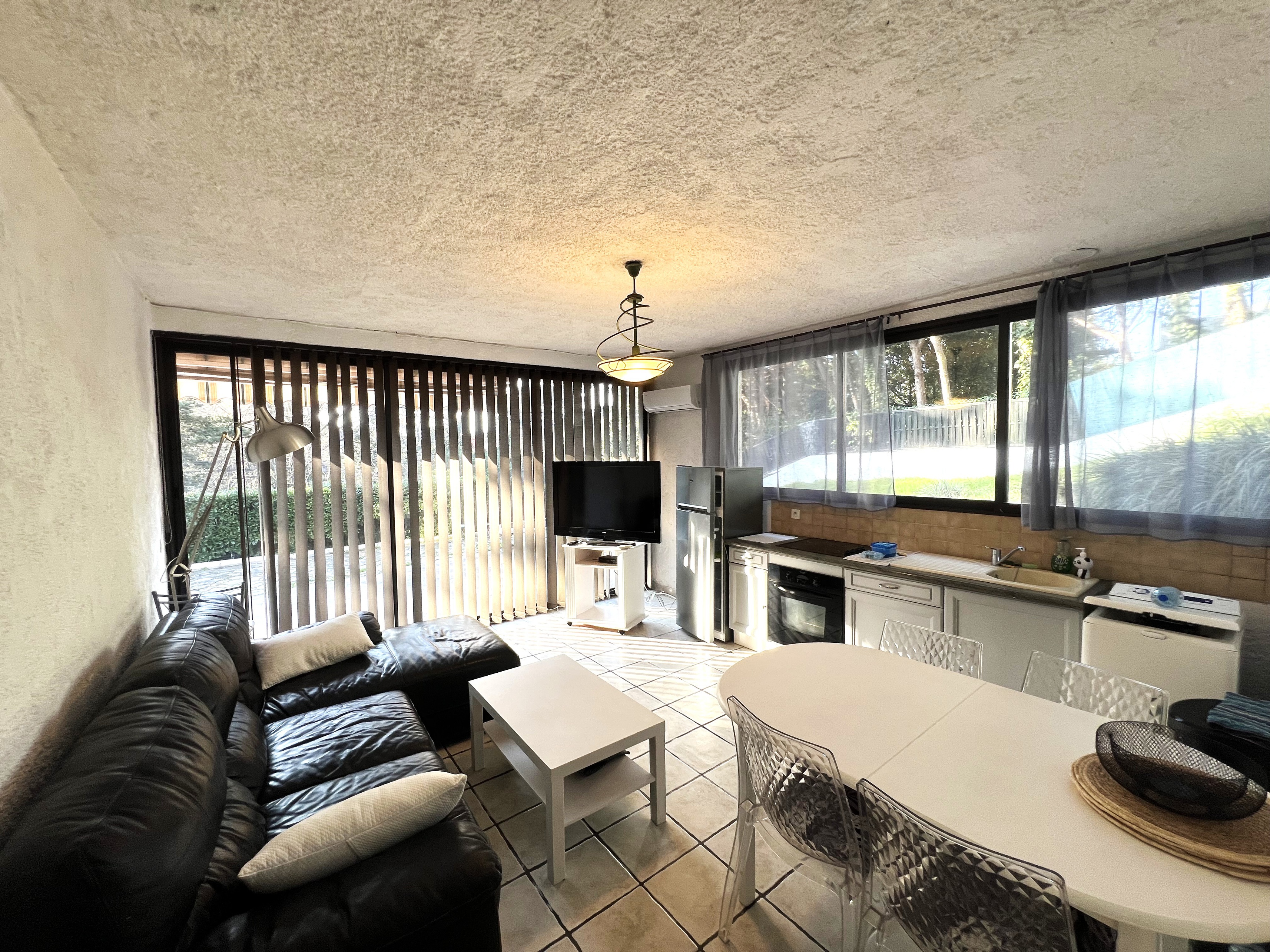 Achat immobilier Maison 6 pièces  150m2 à Vallauris (06220) - Photo n°11