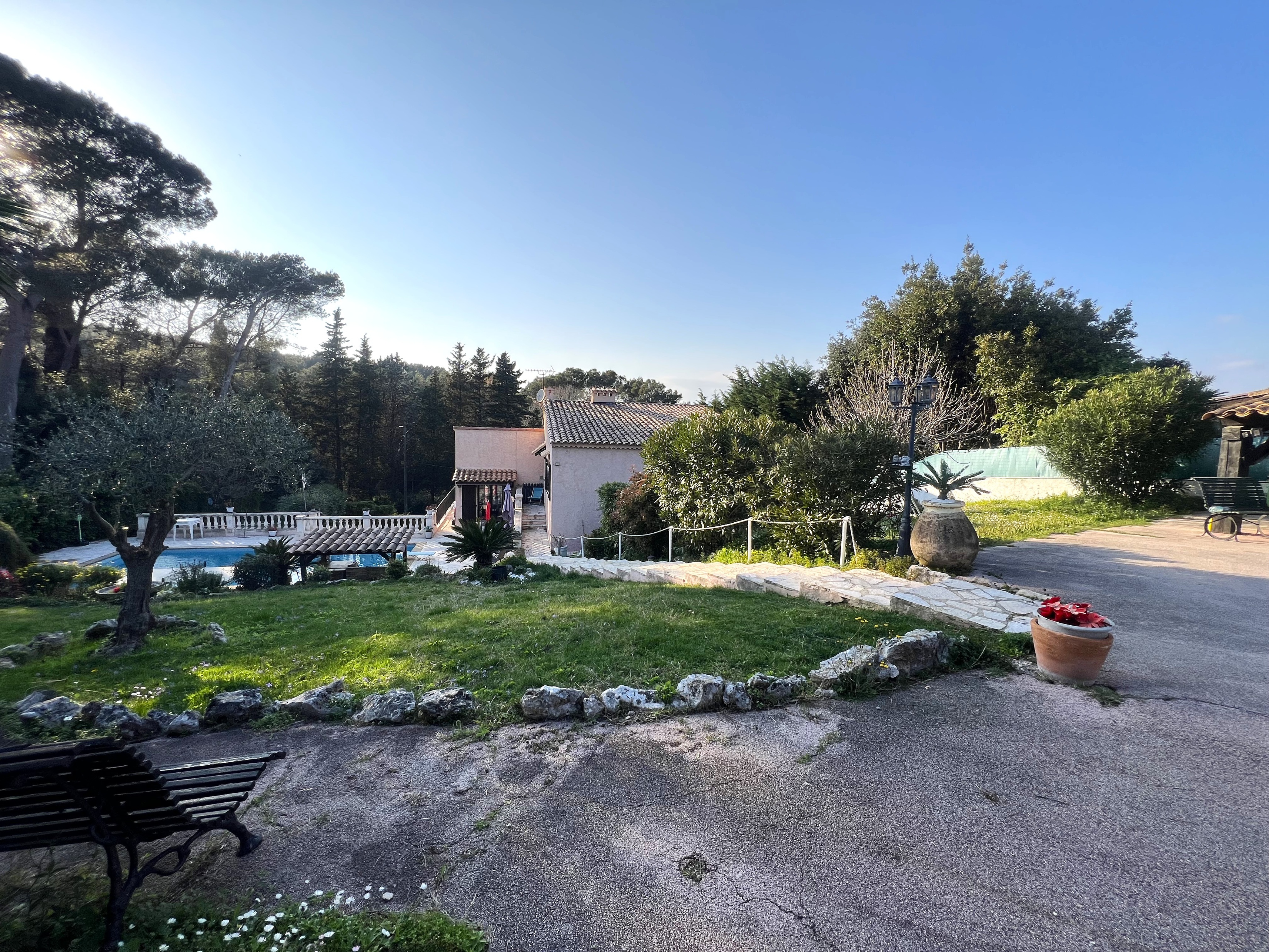 Achat immobilier Maison 6 pièces  150m2 à Vallauris (06220) - Photo n°12