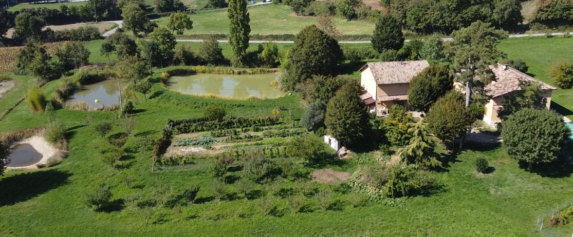 Achat immobilier Maison 5 pièces  242m2 à Revel-Tourdan (38270) - Photo n°1