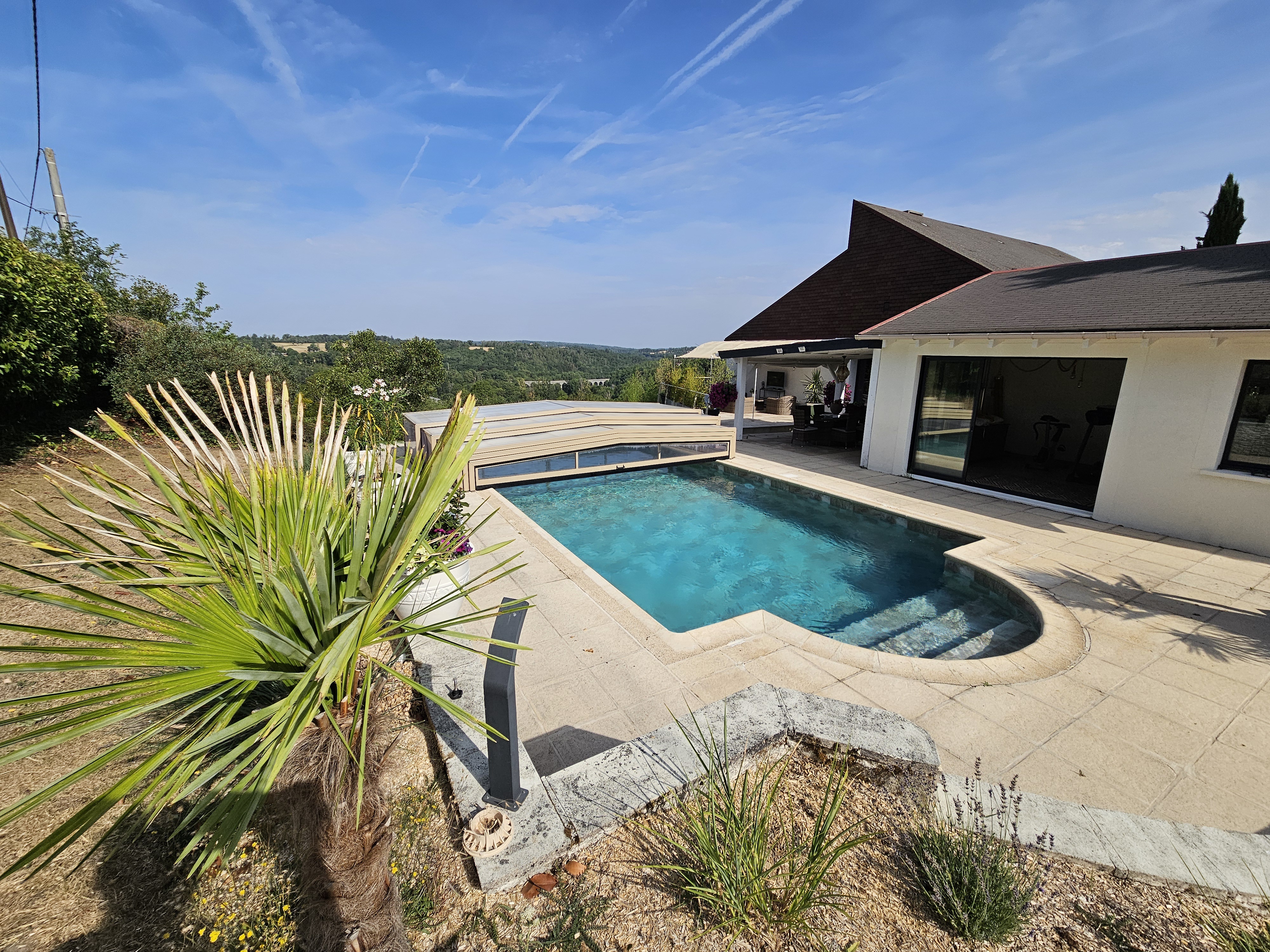 Maison 10 pièces 280 m² · à Glénic · 280 m² · 540 000 €