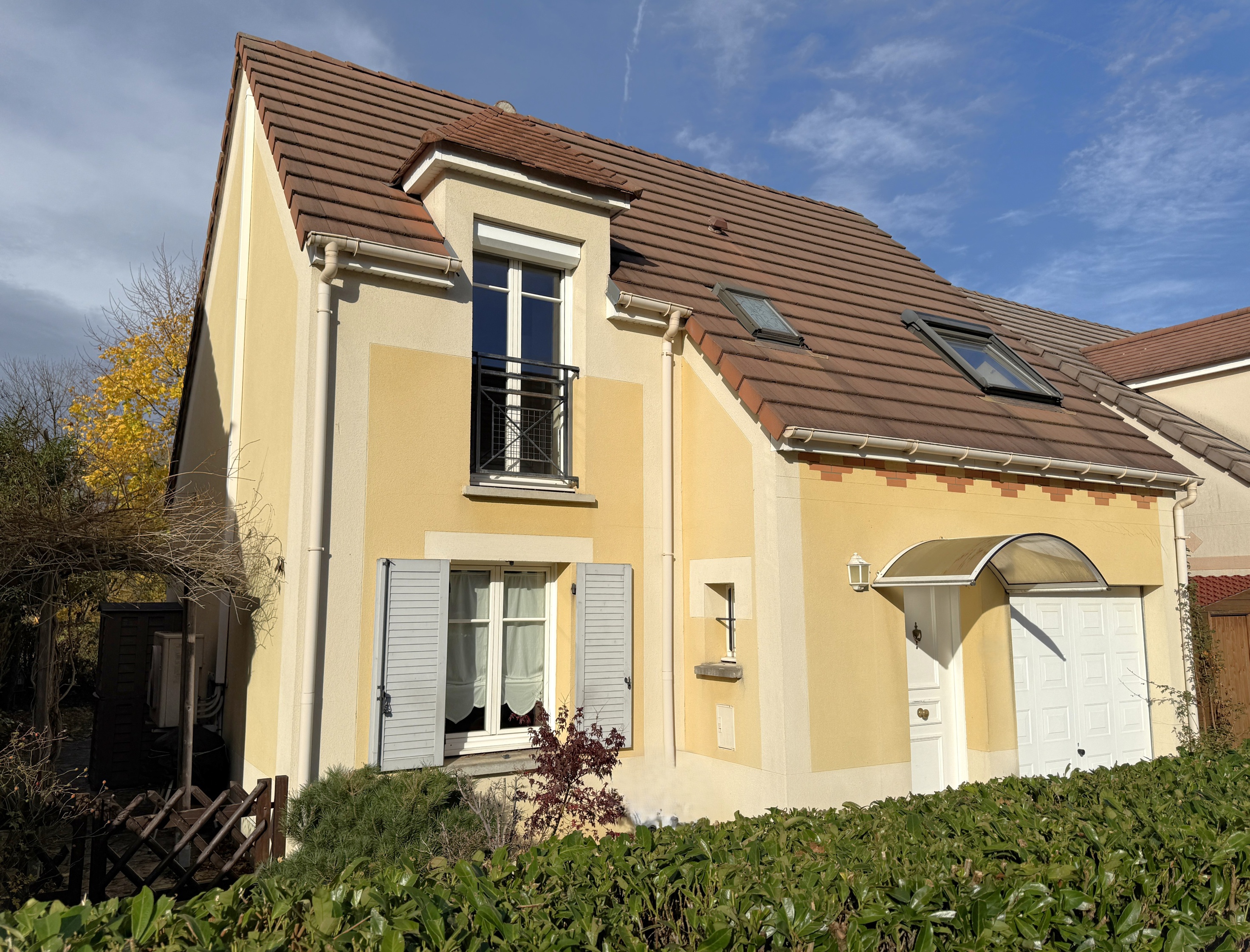 maison 5 pièces - 105m2 à La Queue-en-Brie (94510)