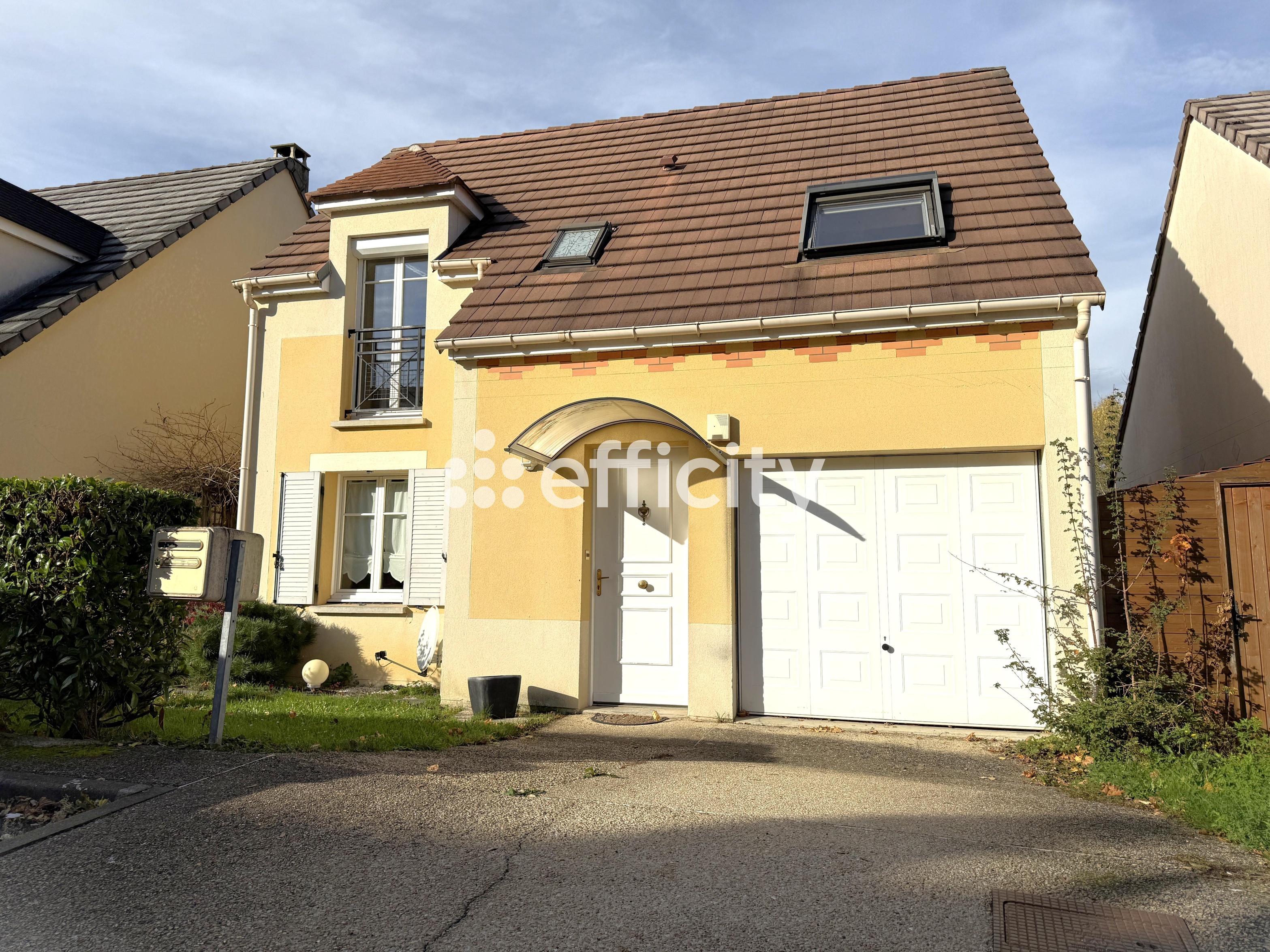 maison 5 pièces - 105m2 à La Queue-en-Brie (94510)