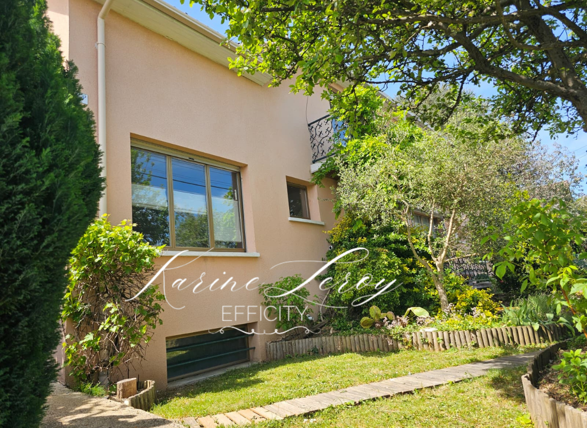 Maison 6 pièces 140 m² · à Fosses · 140 m² · 360 000 €