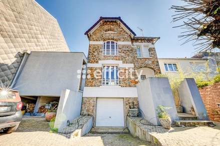 maison 6 pièces - 155m2 à Issy-les-Moulineaux (92130)