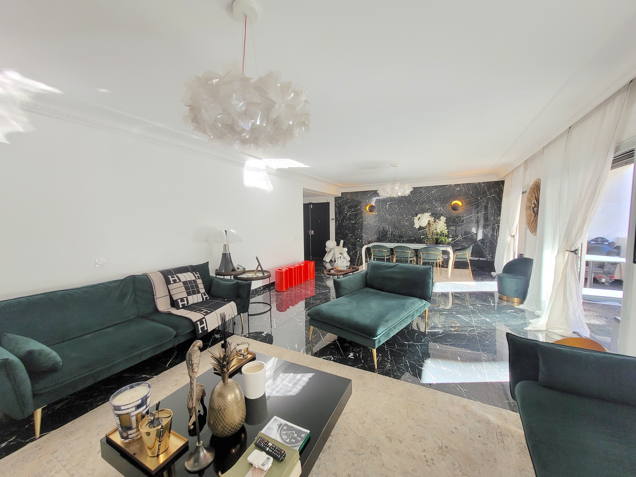 appartement 5 pièces - 166m2 à Marseille (13008)