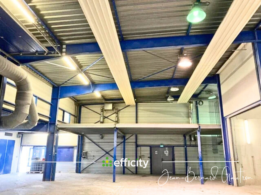 local commercial 6 pièces - 2650m2 à Plounévez-Moëdec (22810)