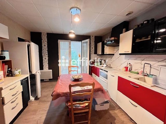 Achat immobilier Maison 6 pièces  115m2 à Semussac (17120) - Photo n°5