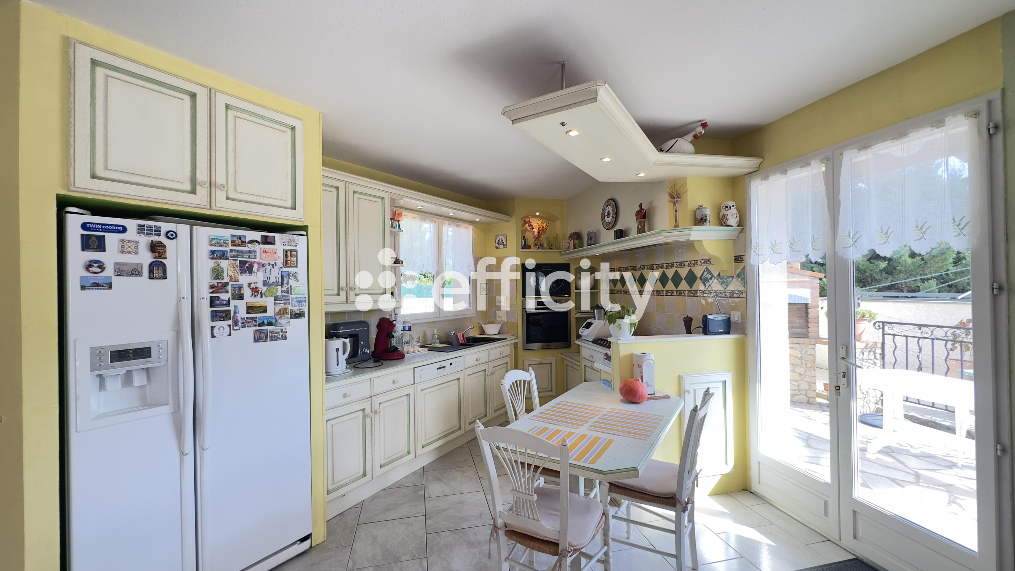 Achat immobilier Maison 5 pièces  157m2 à Vallon-Pont-d'Arc (07150) - Photo n°5