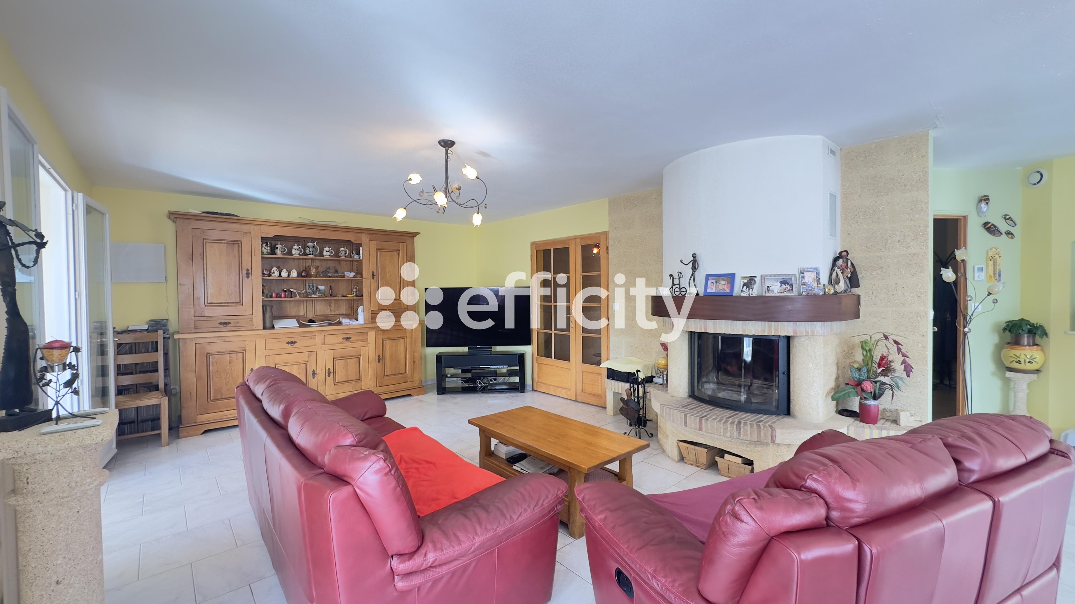 Achat immobilier Maison 5 pièces  157m2 à Vallon-Pont-d'Arc (07150) - Photo n°7