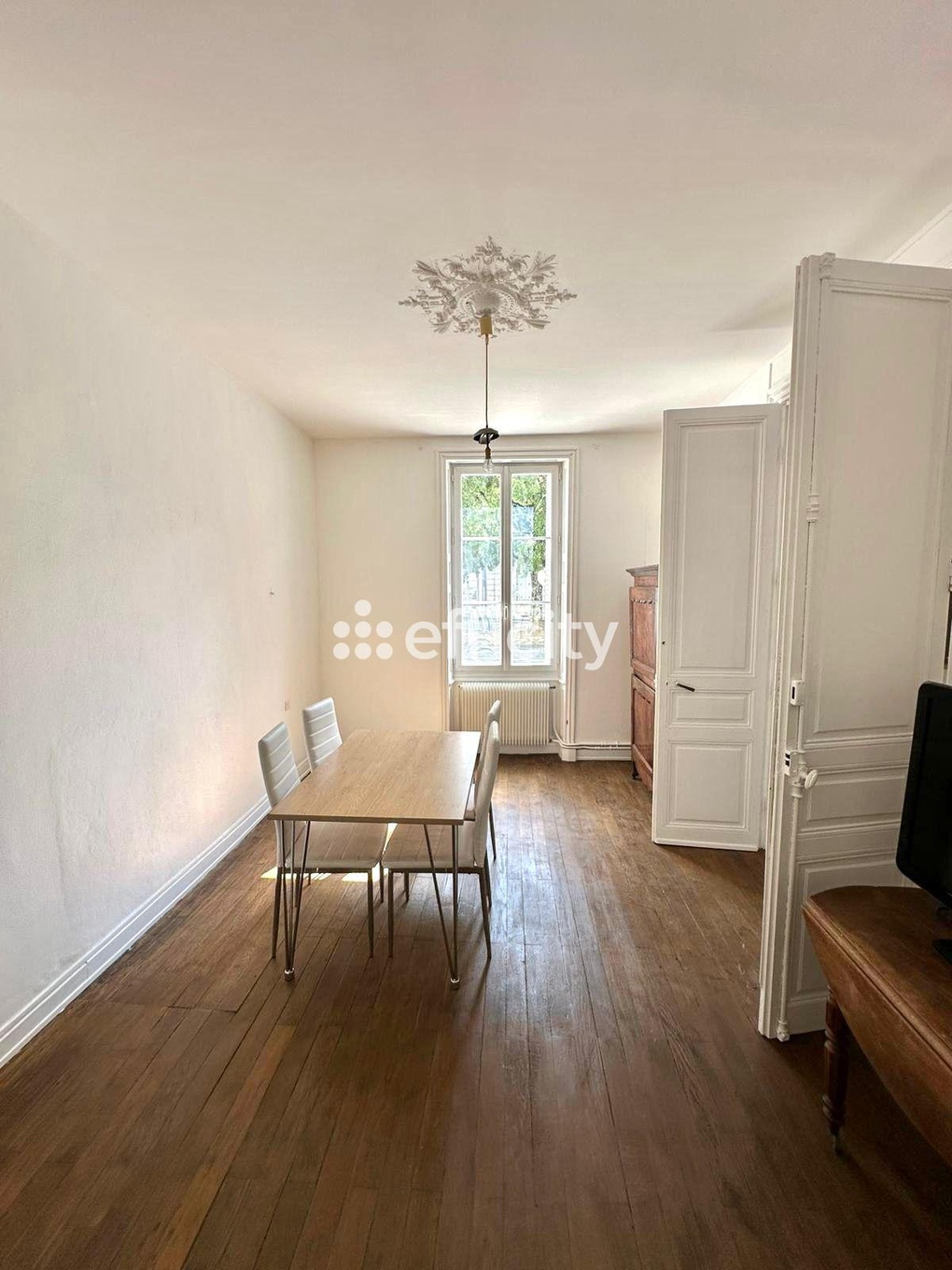 Achat immobilier Maison 8 pièces  190m2 à Fontenay-le-Comte (85200) - Photo n°13