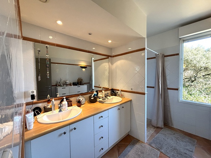 Achat immobilier Maison 5 pièces  200m2 à Saint-Montan (07220) - Photo n°18