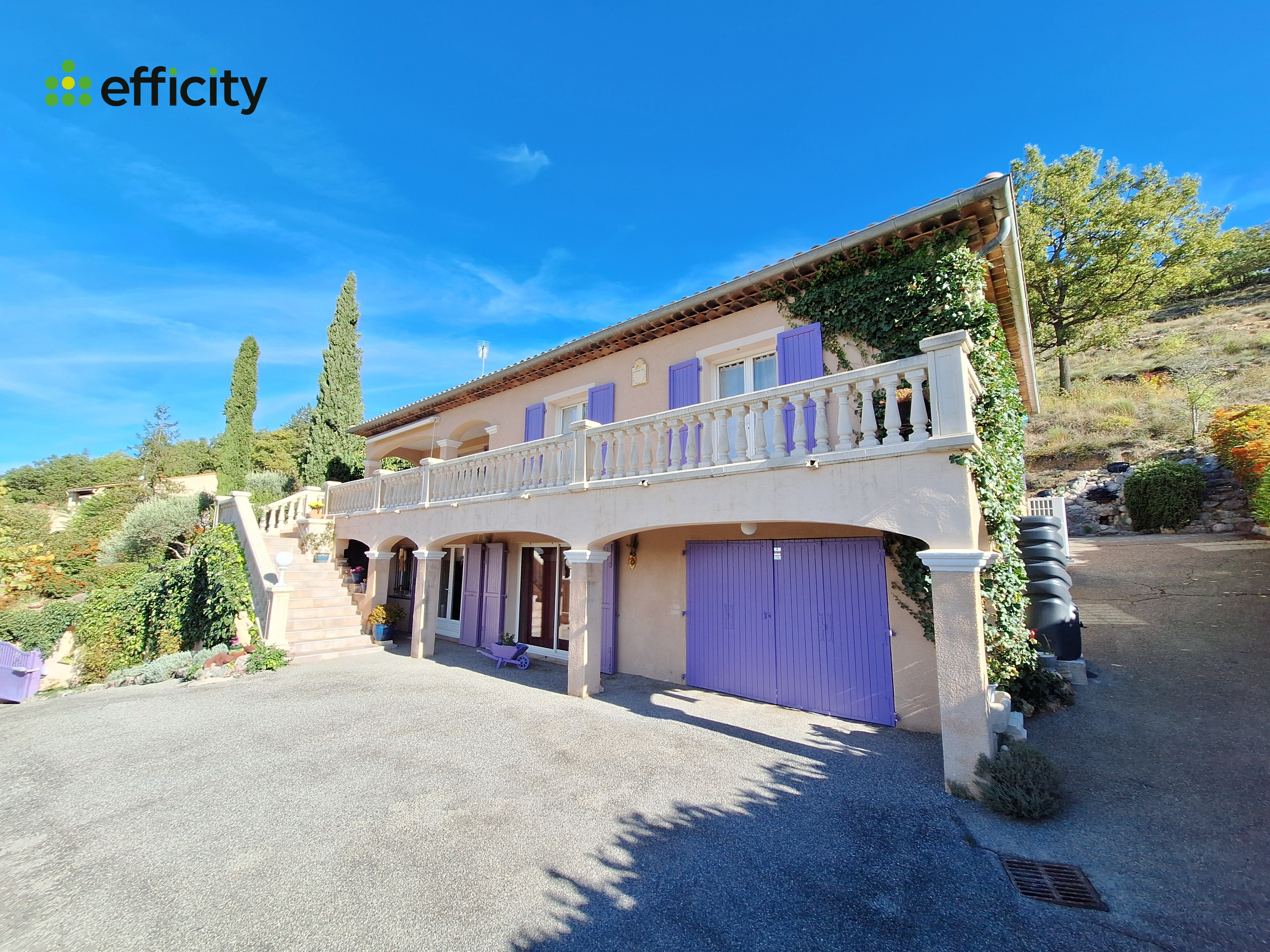 Achat immobilier Maison 6 pièces  168m2 à Digne-les-Bains (04000) - Photo n°1