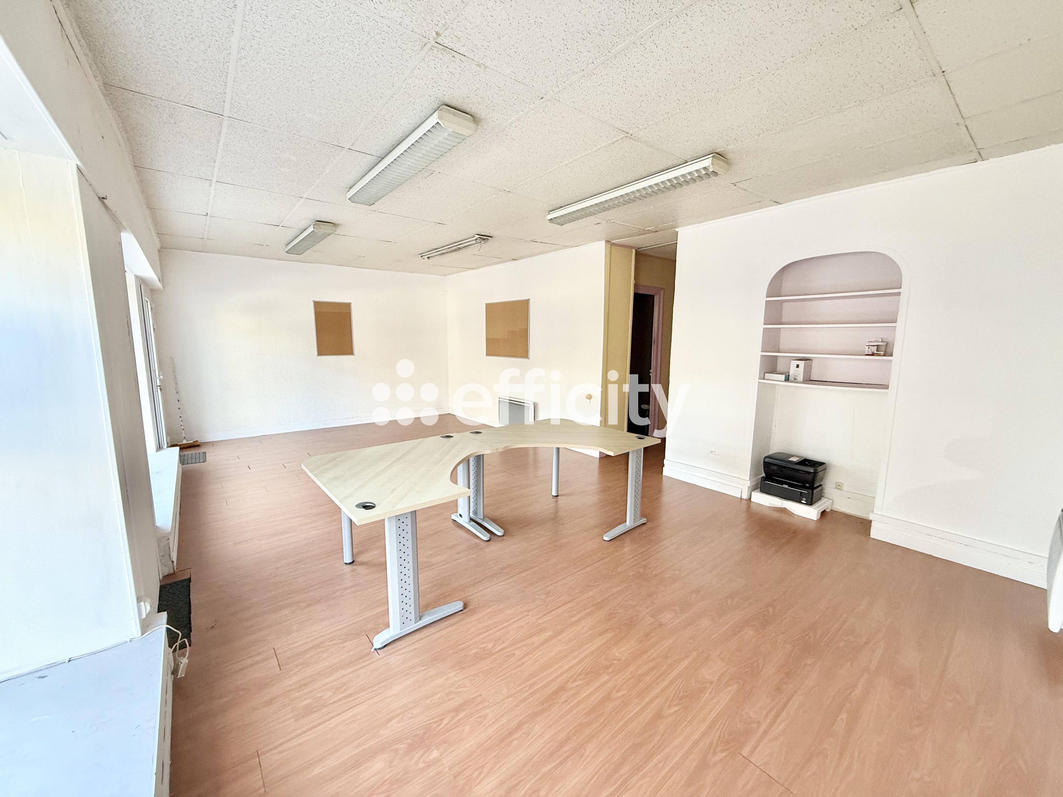 Achat immobilier Immeuble 15 pièces  365m2 à Longuyon (54260) - Photo n°13