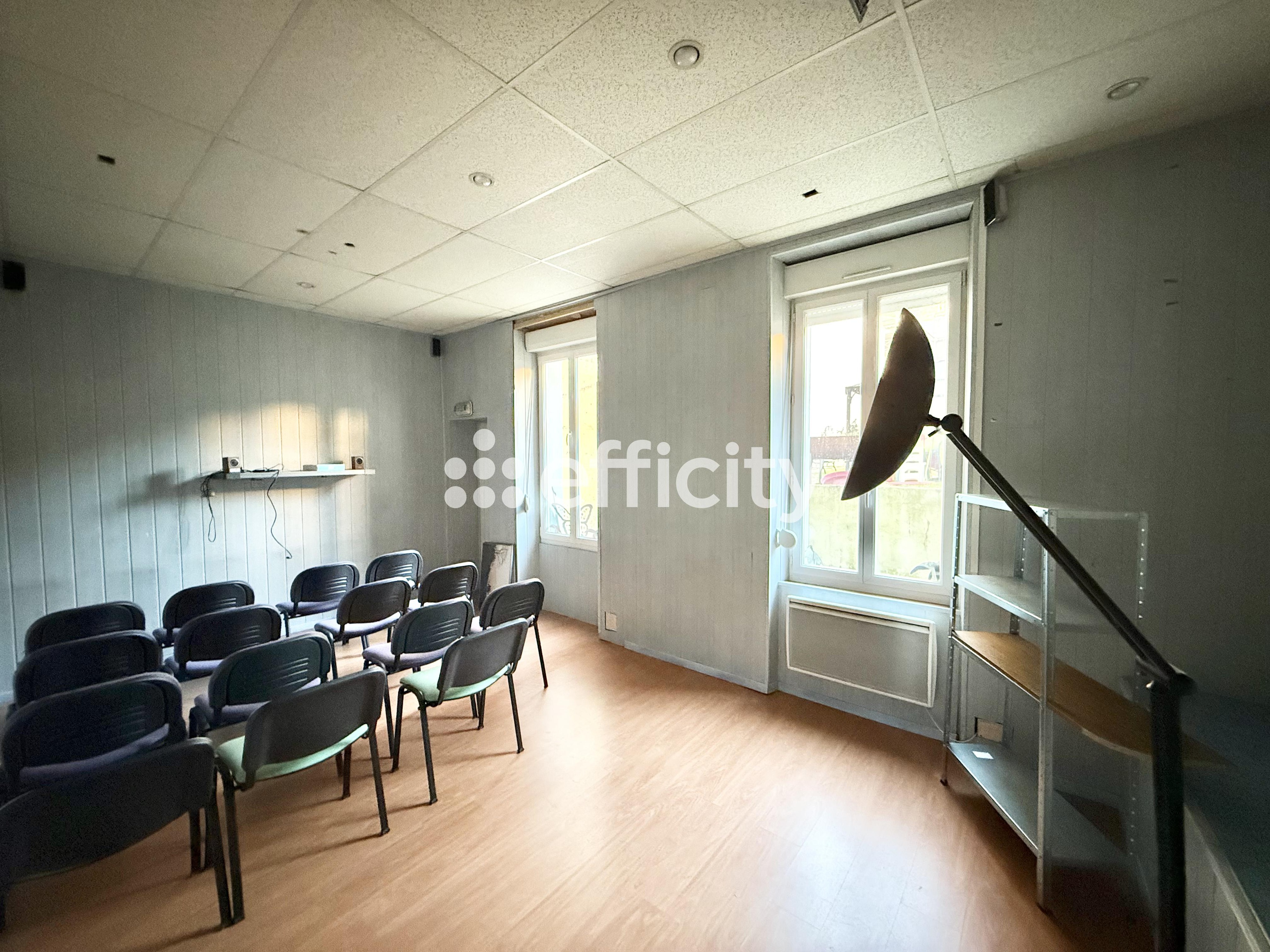 Achat immobilier Immeuble 15 pièces  365m2 à Longuyon (54260) - Photo n°15