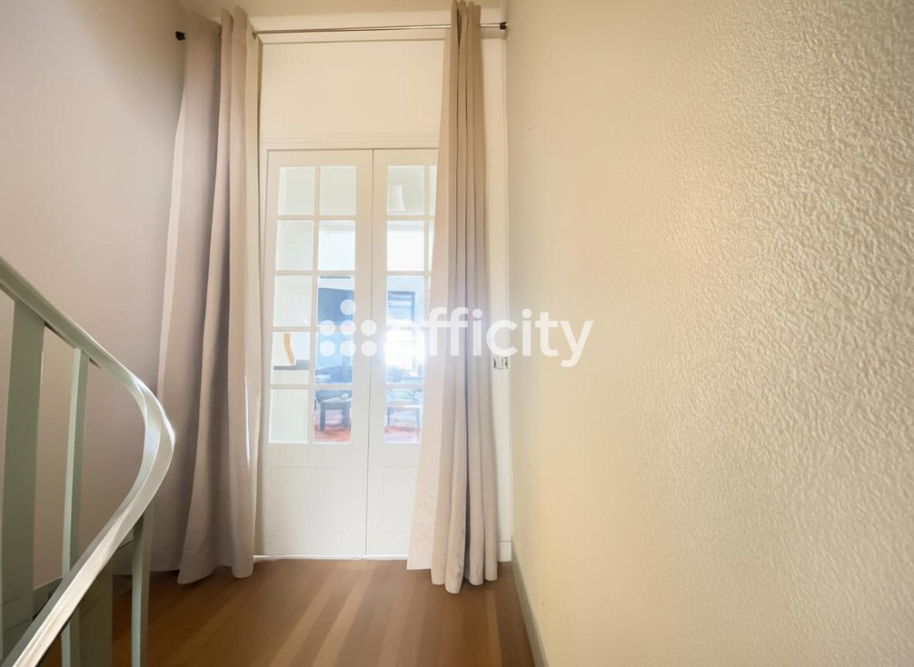Achat immobilier Appartement 10 pièces  198m2 à Pontivy (56300) - Photo n°7