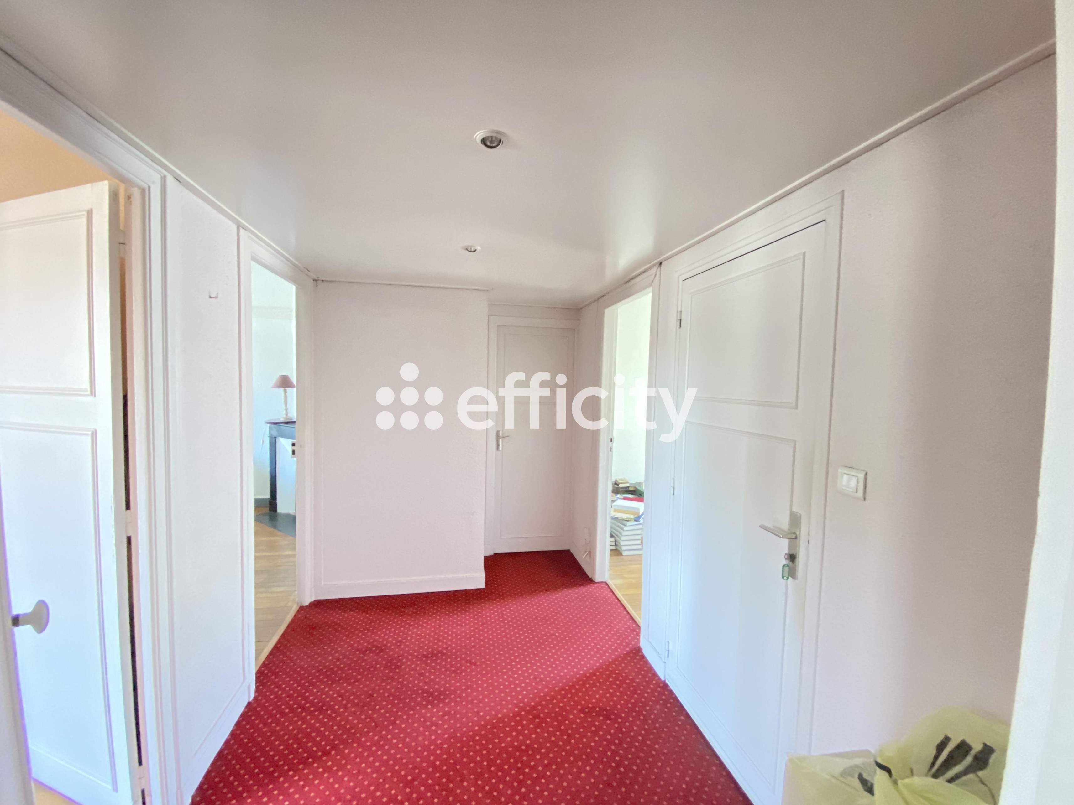 Achat immobilier Appartement 10 pièces  198m2 à Pontivy (56300) - Photo n°9