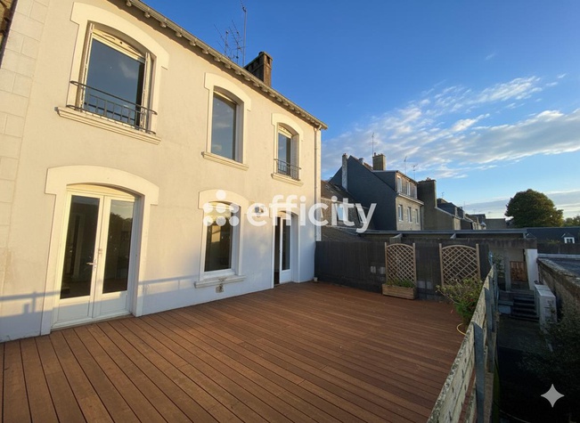 appartement 10 pièces - 198m2 à Pontivy (56300)