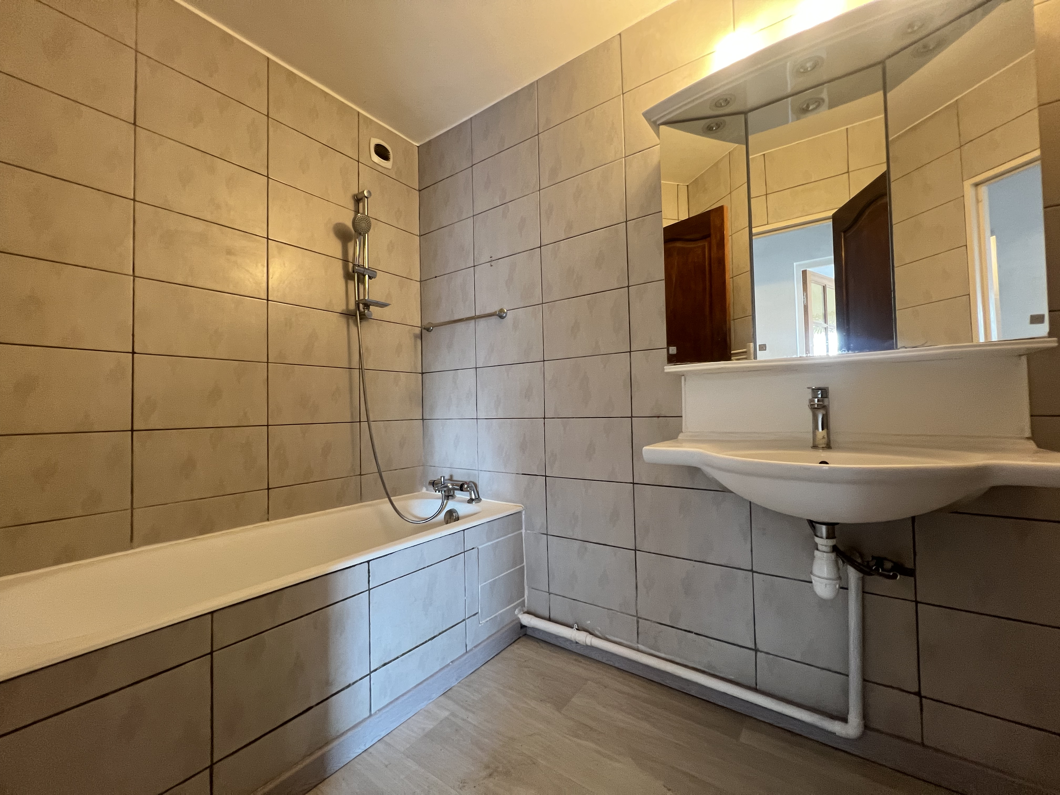 Achat immobilier Appartement 5 pièces  109m2 à Marseille (13008) - Photo n°12