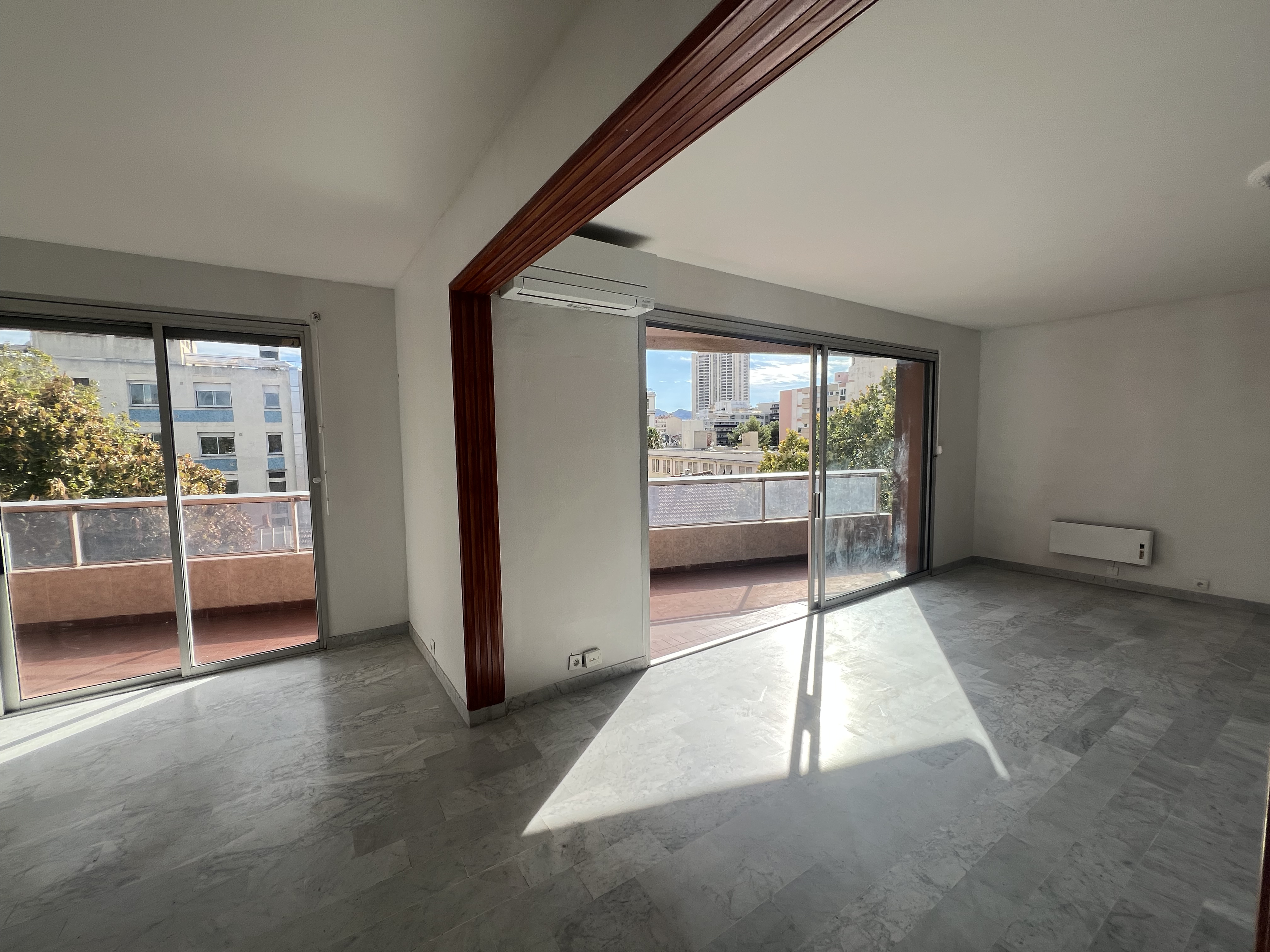 Achat immobilier Appartement 5 pièces  109m2 à Marseille (13008) - Photo n°7