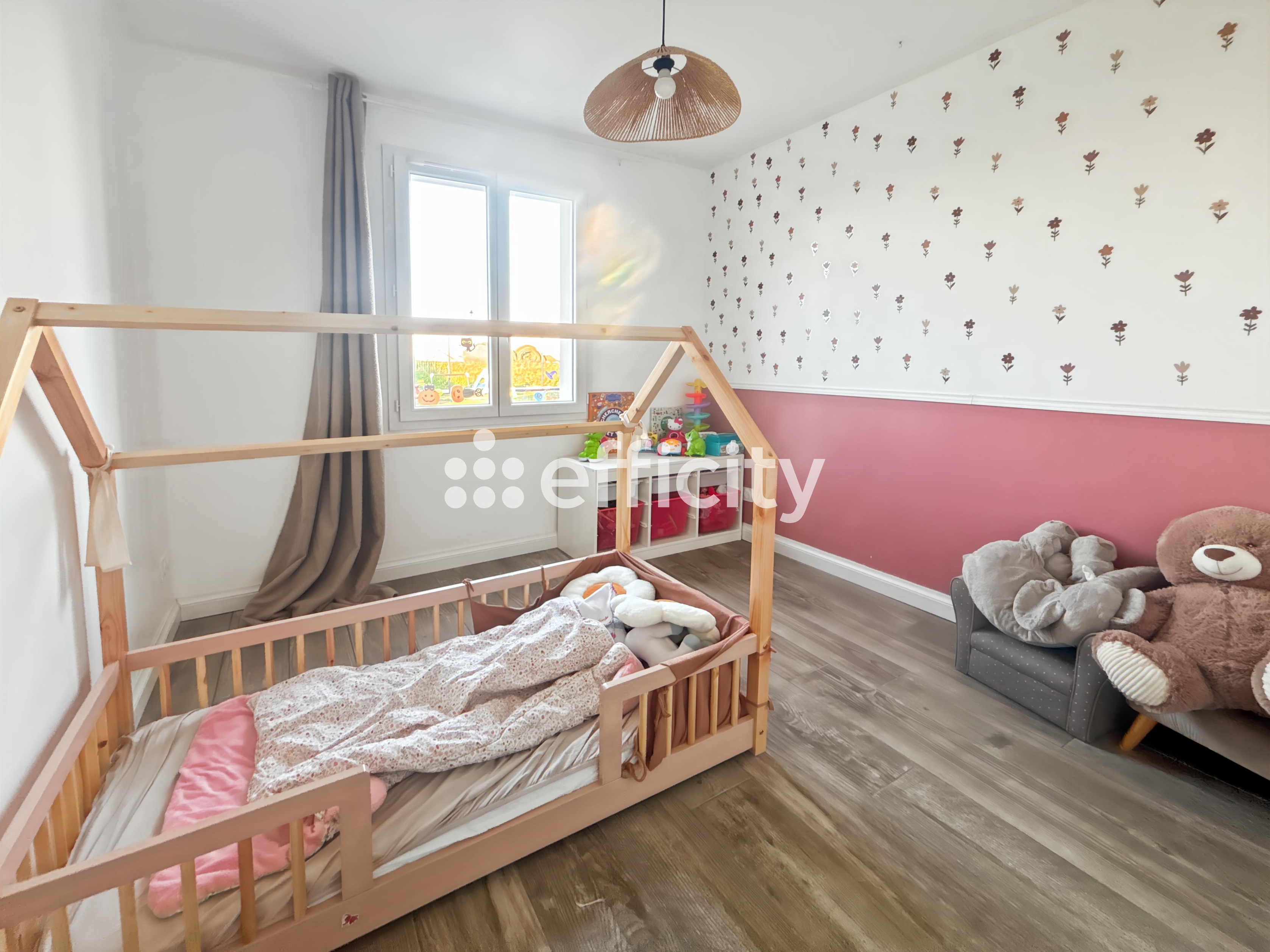 Achat immobilier Maison 4 pièces  93m2 à Berneuil (17460) - Photo n°13