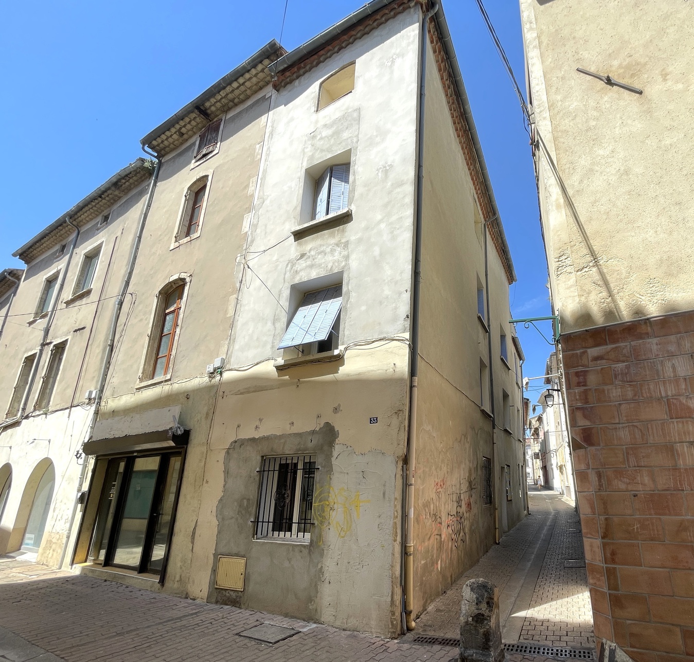 immeuble 10 pièces - 195m2 à Pont-Saint-Esprit (30130)