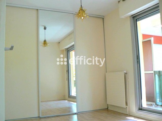 Achat immobilier Appartement 2 pièces  48m2 à Talence (33400) - Photo n°8