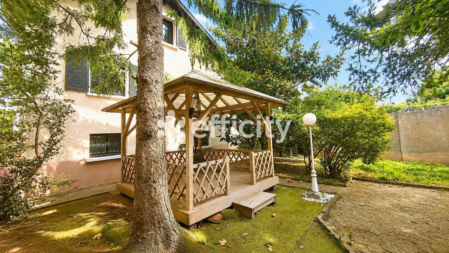 maison 5 pièces - 150,0m2 à Lyon (69008)
