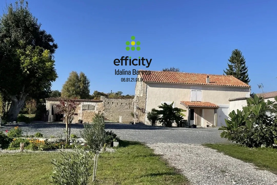 Achat immobilier Maison 2 pièces  70m2 à Aigre (16140) - Photo n°1