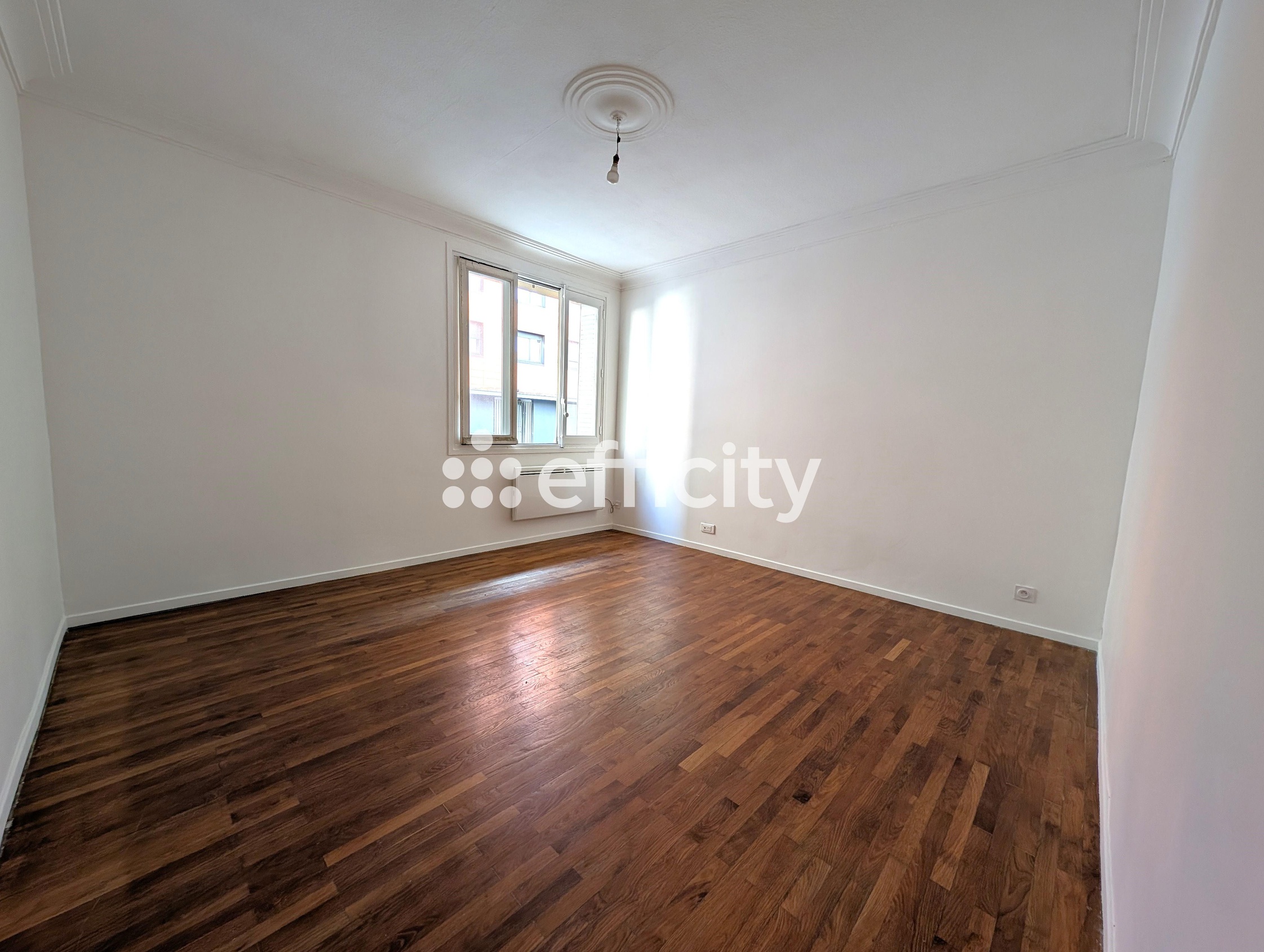 appartement 2 pièces - 60m2 à Grenoble (38000)