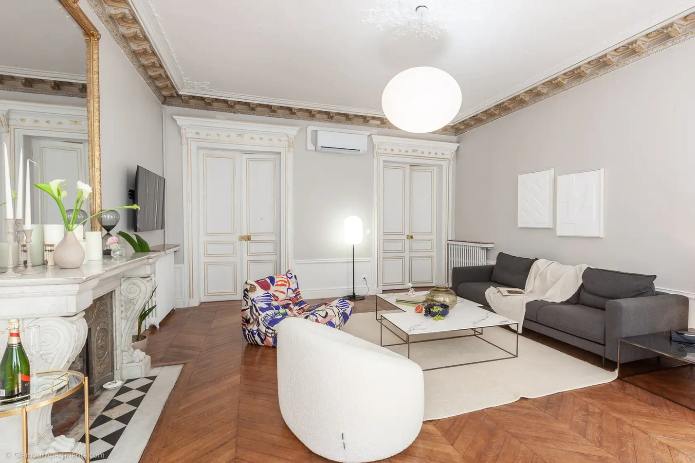 Achat immobilier Appartement 6 pièces  182m2 à Paris (75008) - Photo n°1