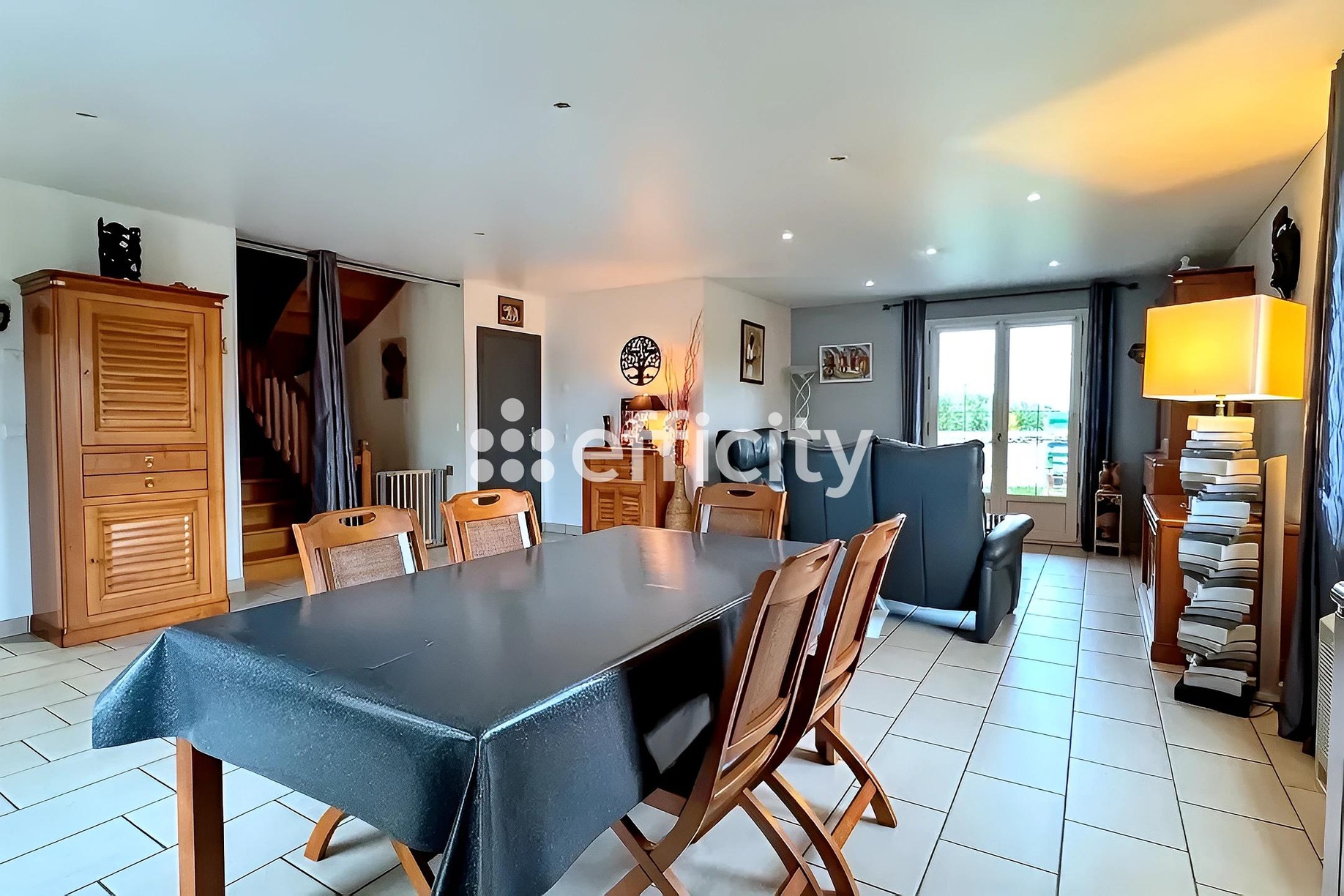 Achat immobilier Maison 8 pièces  195m2 à Briennon (42720) - Photo n°8