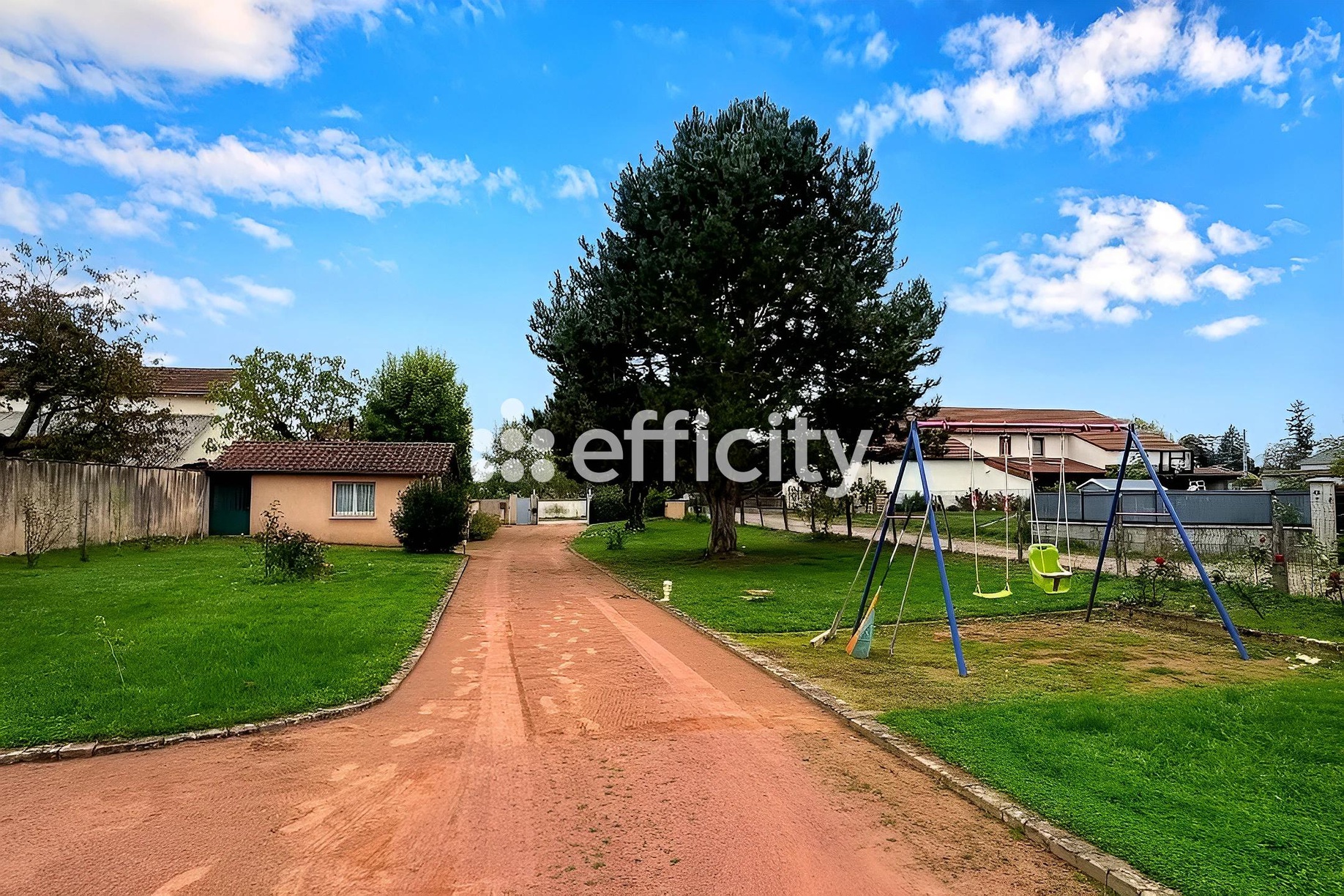 Achat immobilier Maison 8 pièces  195m2 à Briennon (42720) - Photo n°20