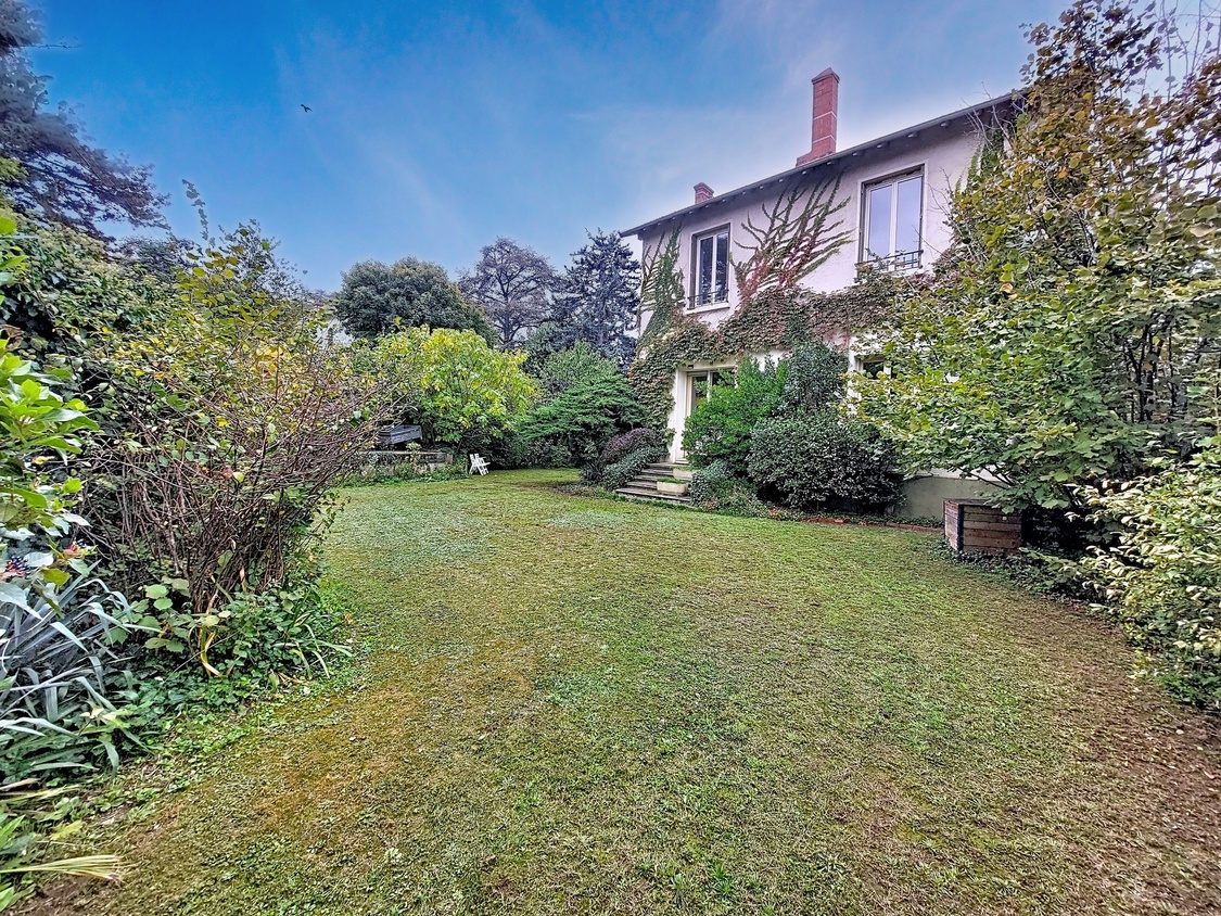 maison 4 pièces - 81m2 à Lyon (69003)