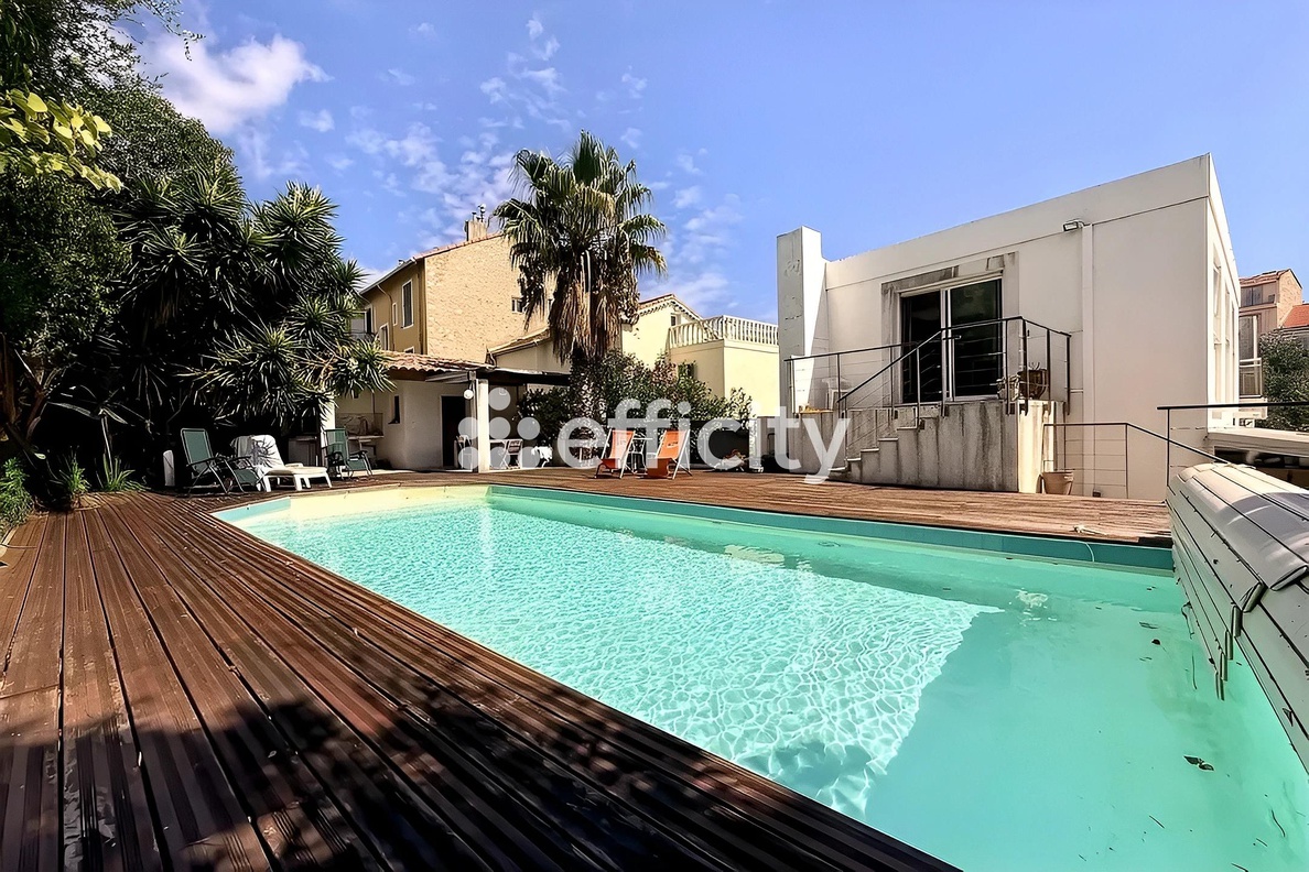 immeuble 10 pièces - 303m2 à Cannes (06400)