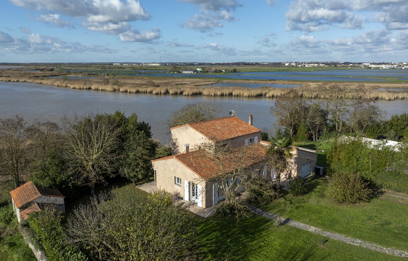 maison 6 pièces - 187m2 à Échillais (17620)