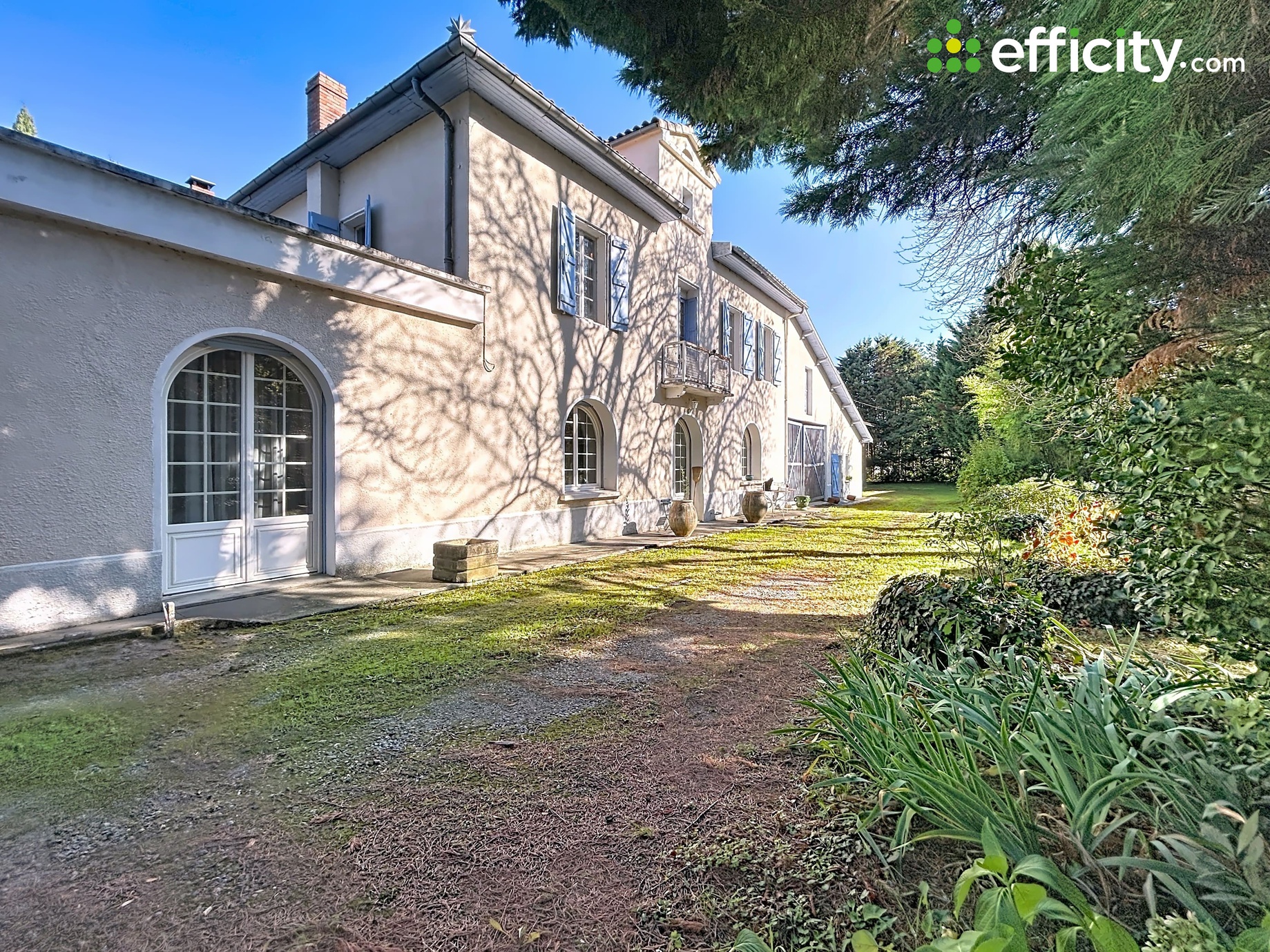 maison 8 pièces - 275,0m2 à Finhan (82170)