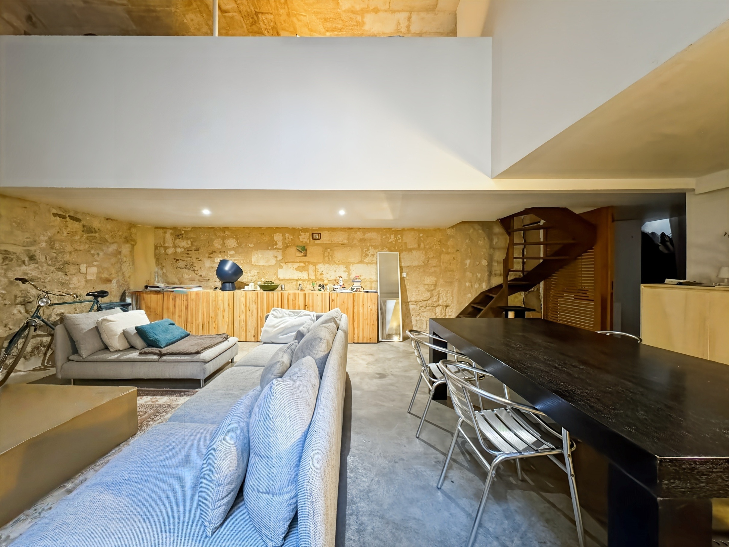 Achat immobilier Appartement 3 pièces  85m2 à Bordeaux (33300) - Photo n°4