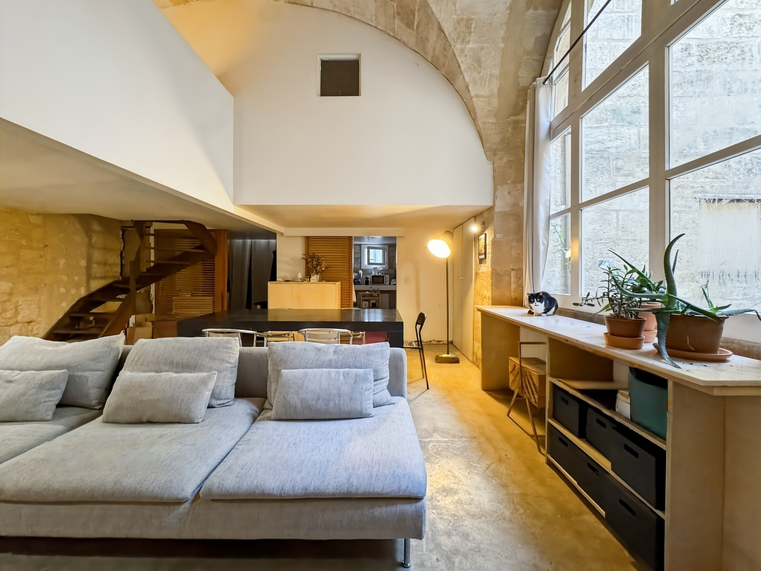 Achat immobilier Appartement 3 pièces  85m2 à Bordeaux (33300) - Photo n°1