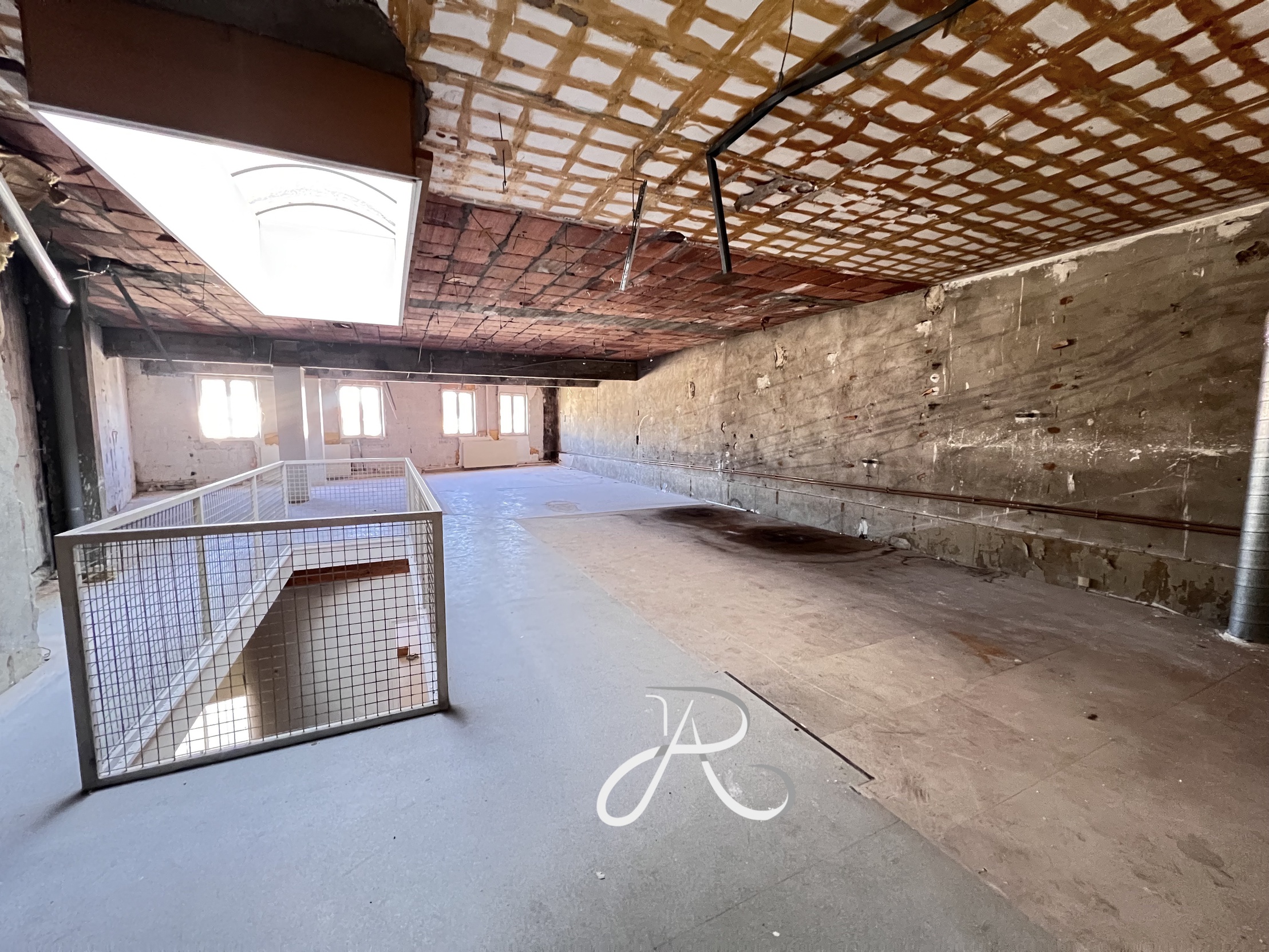 immeuble  - 450m2 à Niort (79000)