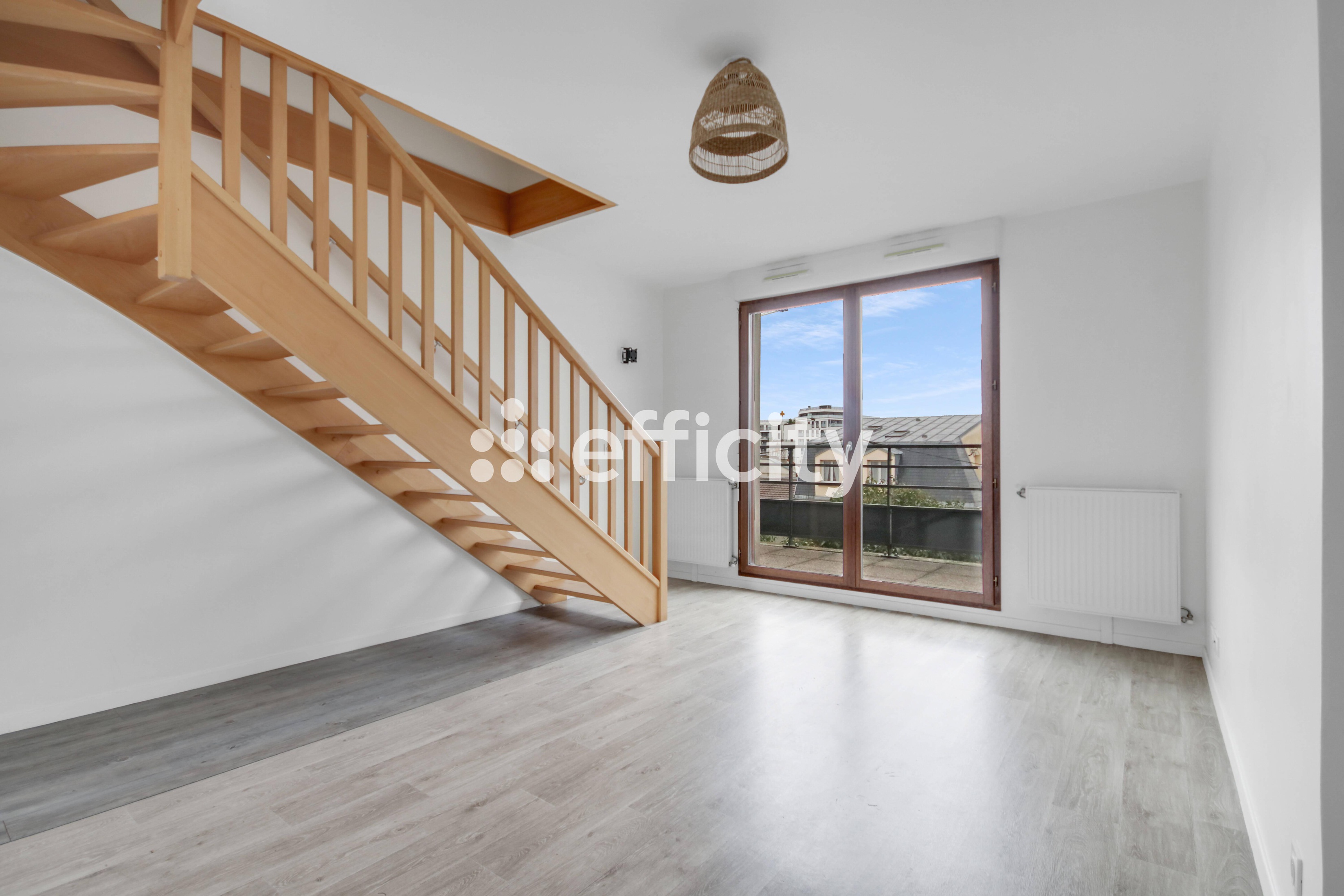 appartement 3 pièces - 75m2 à Aubervilliers (93300)