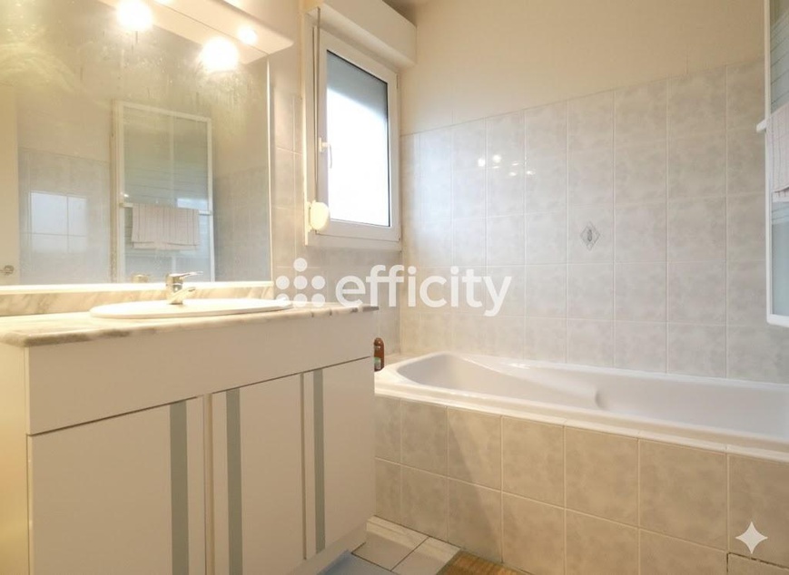 Achat immobilier Appartement 3 pièces  73m2 à Rosenau (68128) - Photo n°11