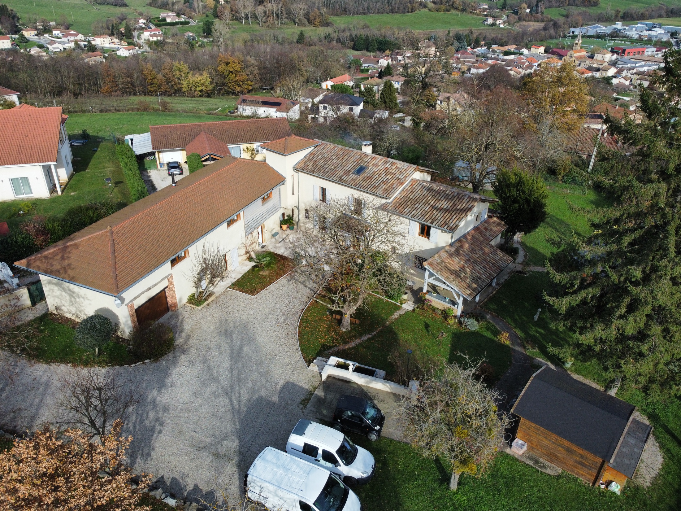 maison 8 pièces - 345m2 à Cour-et-Buis (38122)