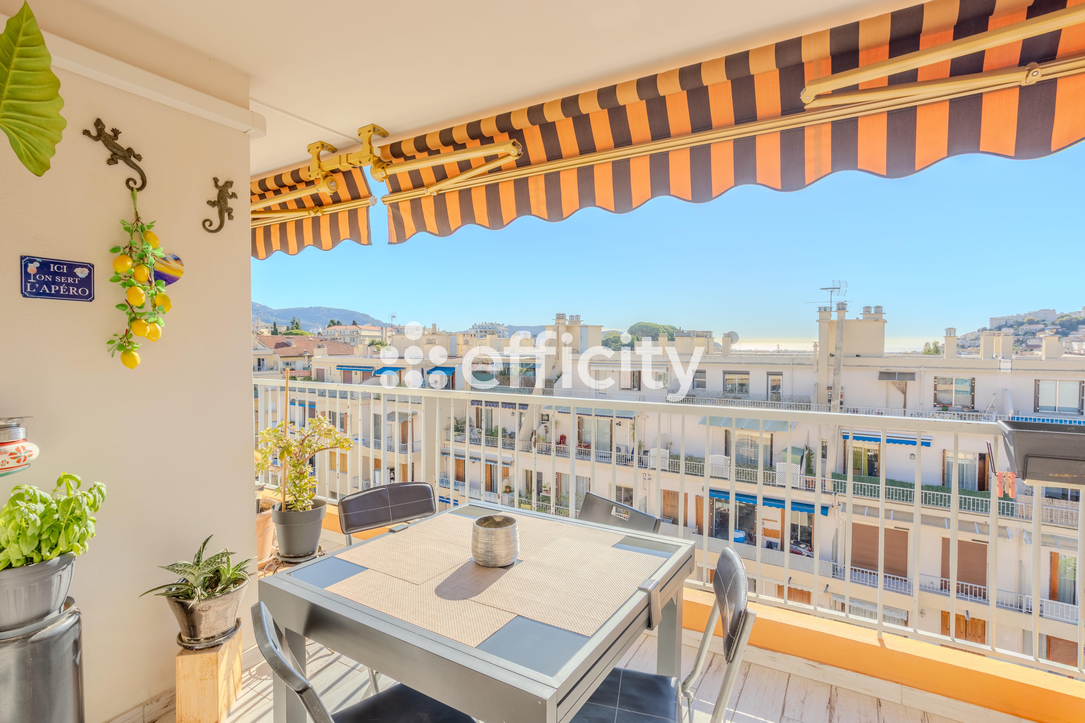 appartement 2 pièces - 49m2 à Nice (06100)