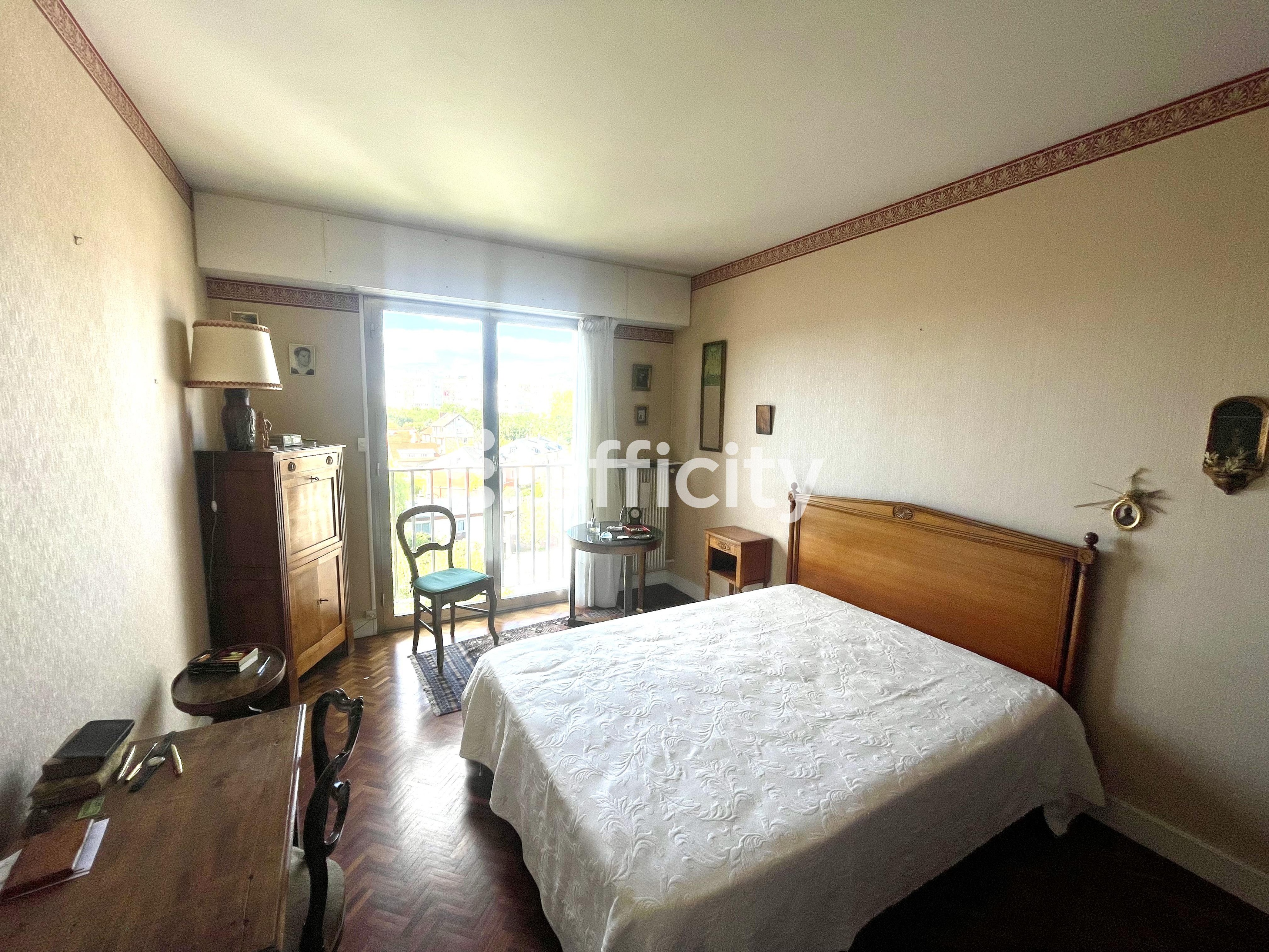 Achat immobilier Appartement 4 pièces  111m2 à Versailles (78000) - Photo n°13