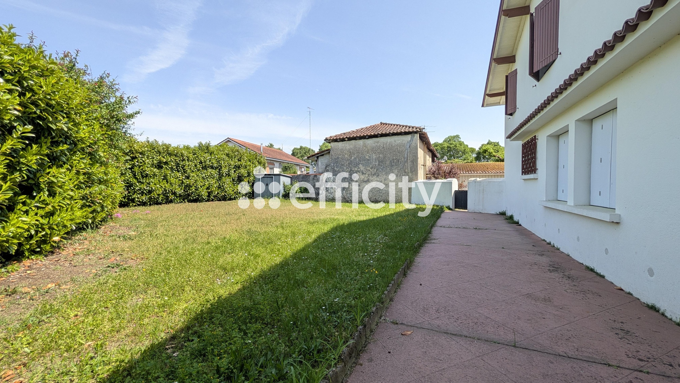 appartement 5 pièces - 143,0m2 à Saint-Pierre-du-Mont (40280)