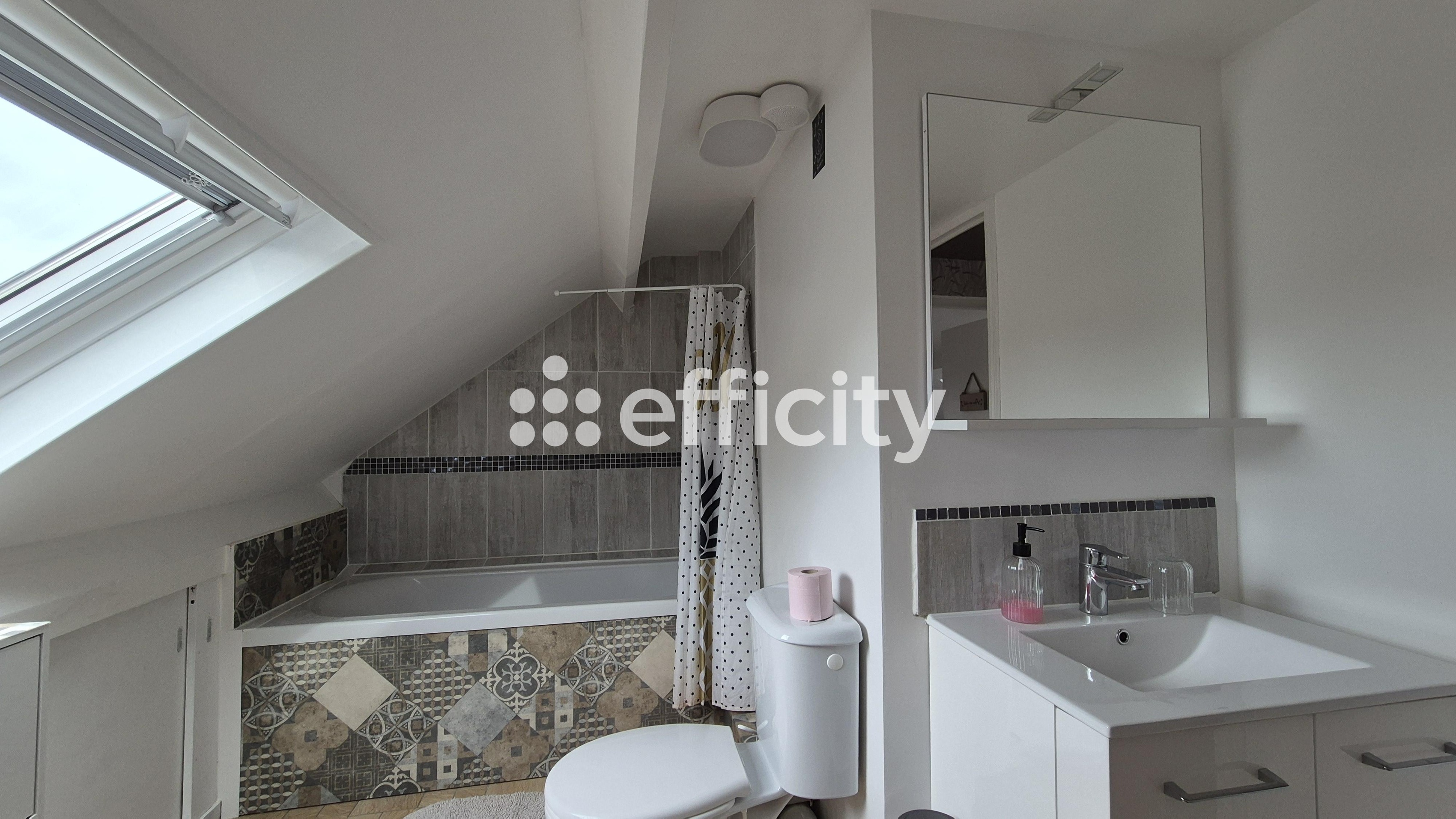 Achat immobilier Maison 6 pièces  140m2 à Cricqueville-en-Bessin (14450) - Photo n°24