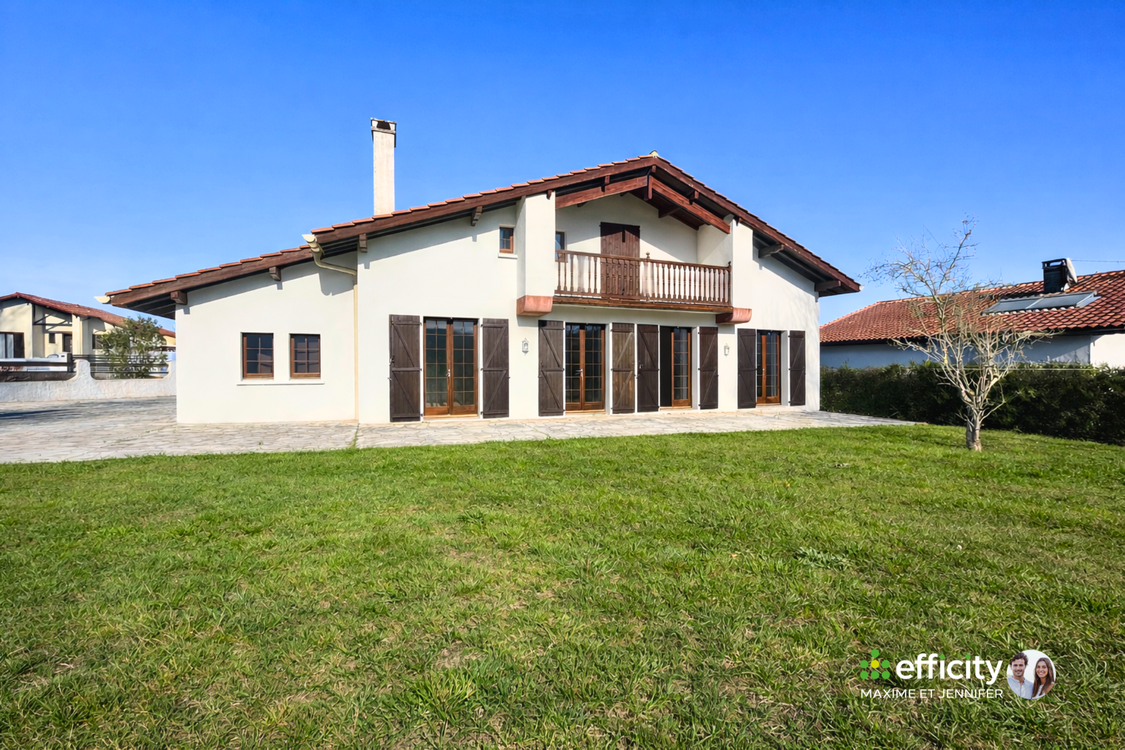 maison 8 pièces - 155,0m2 à Saint-Jean-de-Luz (64500)