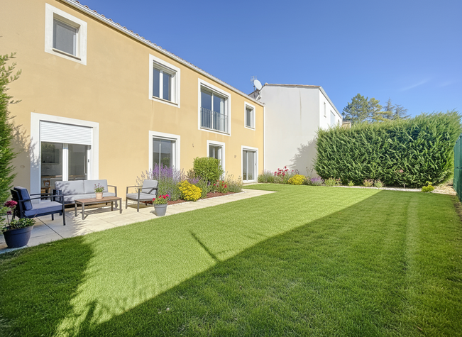 maison 5 pièces - 137m2 à Riez (04500)