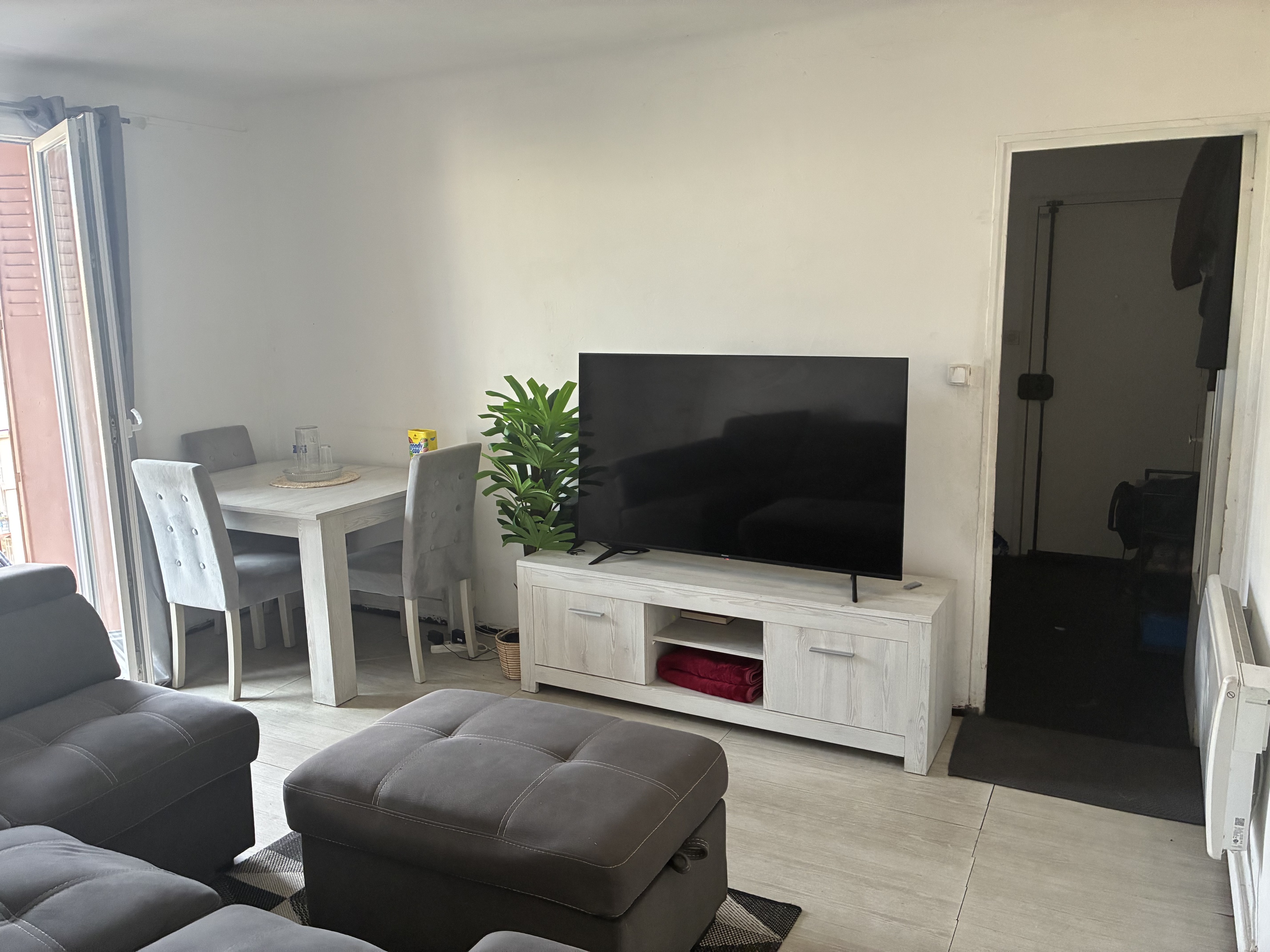 appartement 3 pièces - 52m2 à Marseille (13015)