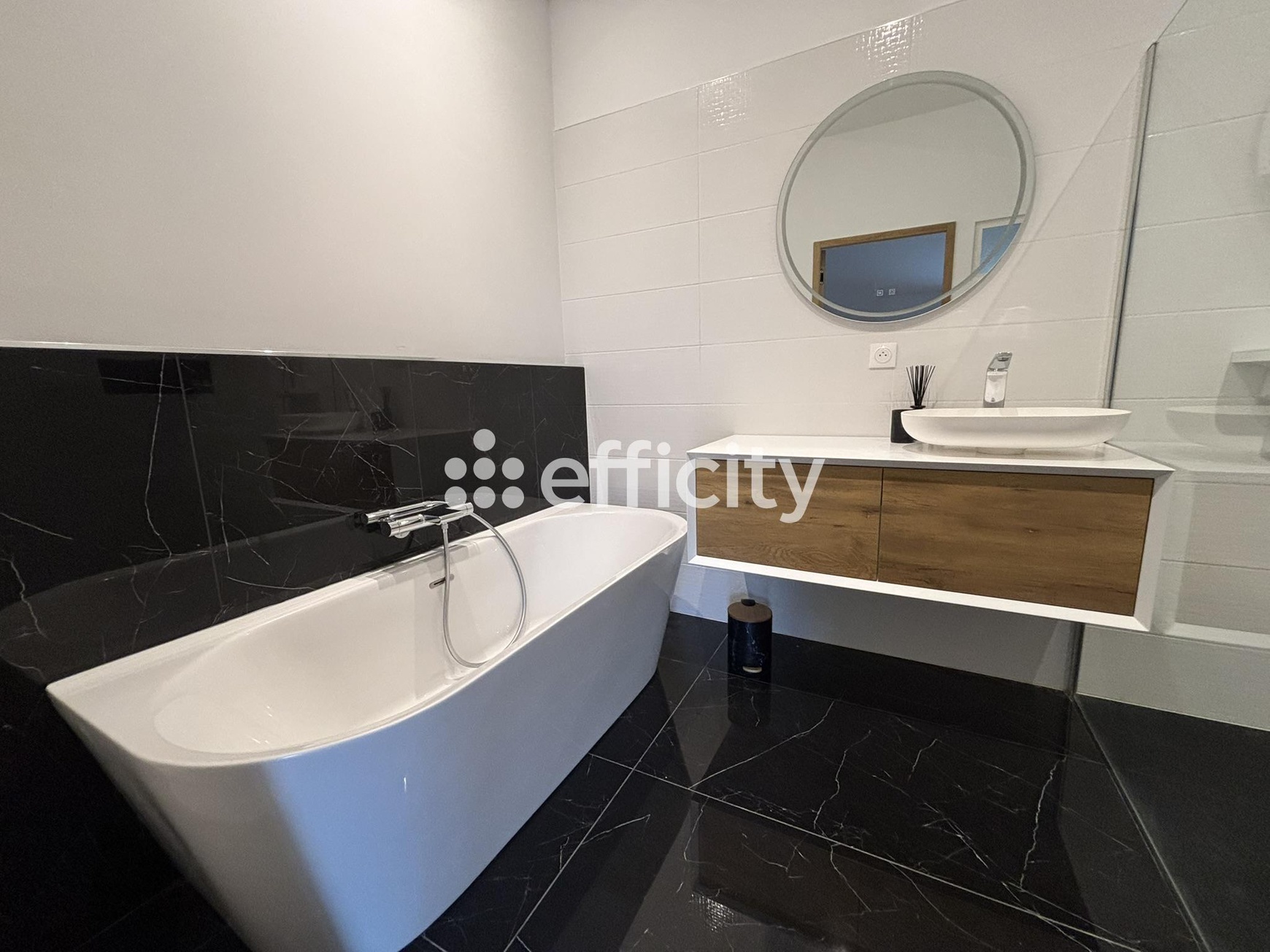 Achat immobilier Maison 5 pièces  189m2 à Lagord (17140) - Photo n°9